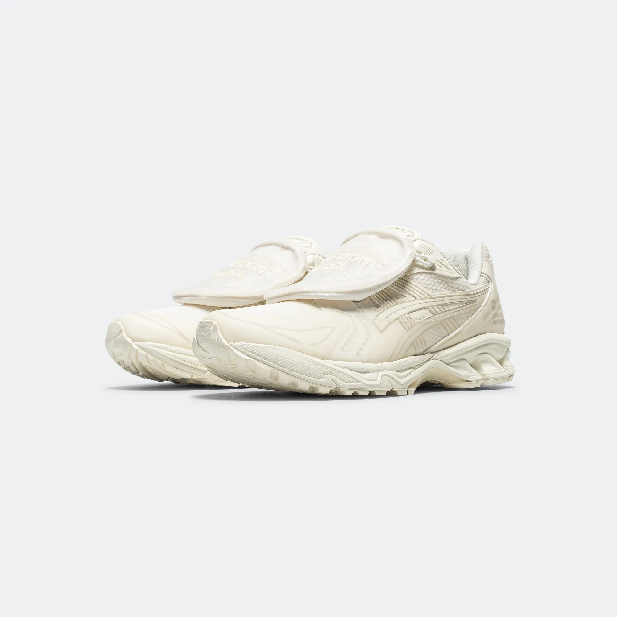 GEL-Kayano 14 x SBTG x Limited Edt - Cream Long Sessions Lean Form