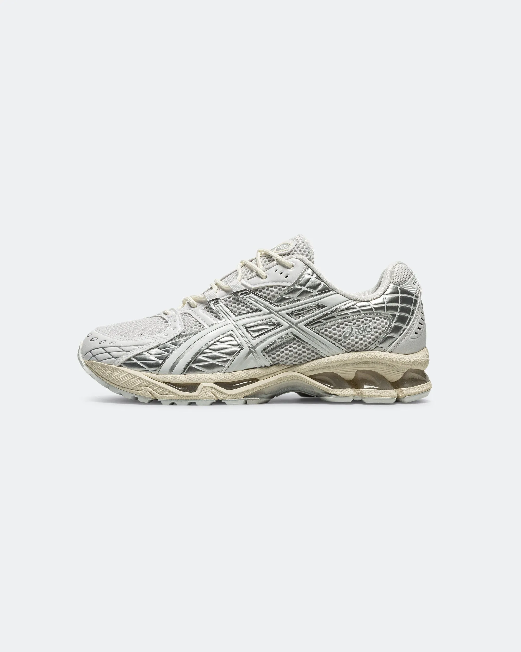 GEL-Nimbus 10.1 - White/Pure Silver Non Marking Sole Seamless Design