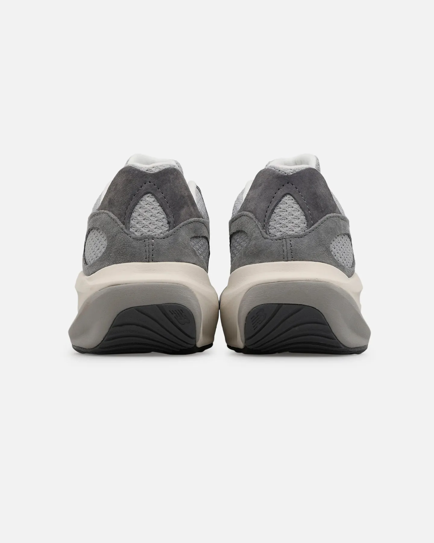 Slim Form Night Out New Balance WRPD Grey