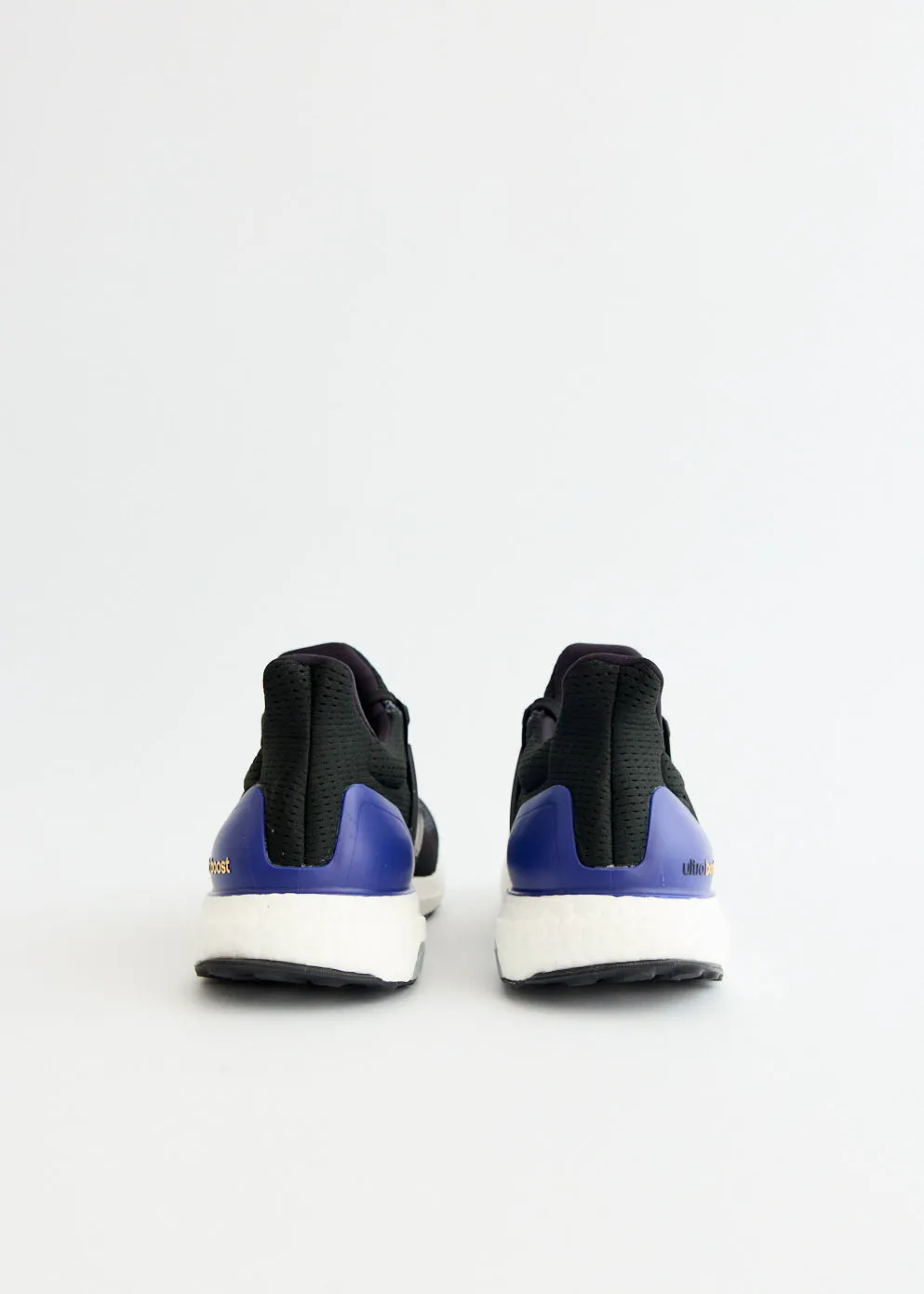 Ultra Boost OG 'Core Black' Sneakers suitable for amateurs Easy to Wear