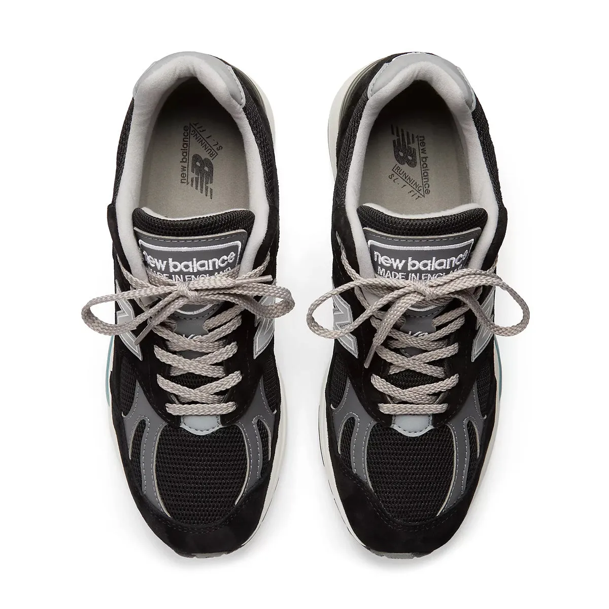 Sturdy Construction in UK 991V2 'Black'