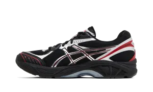 GT 2160 "Black Pure Silver Red" running in an intersection area shoes