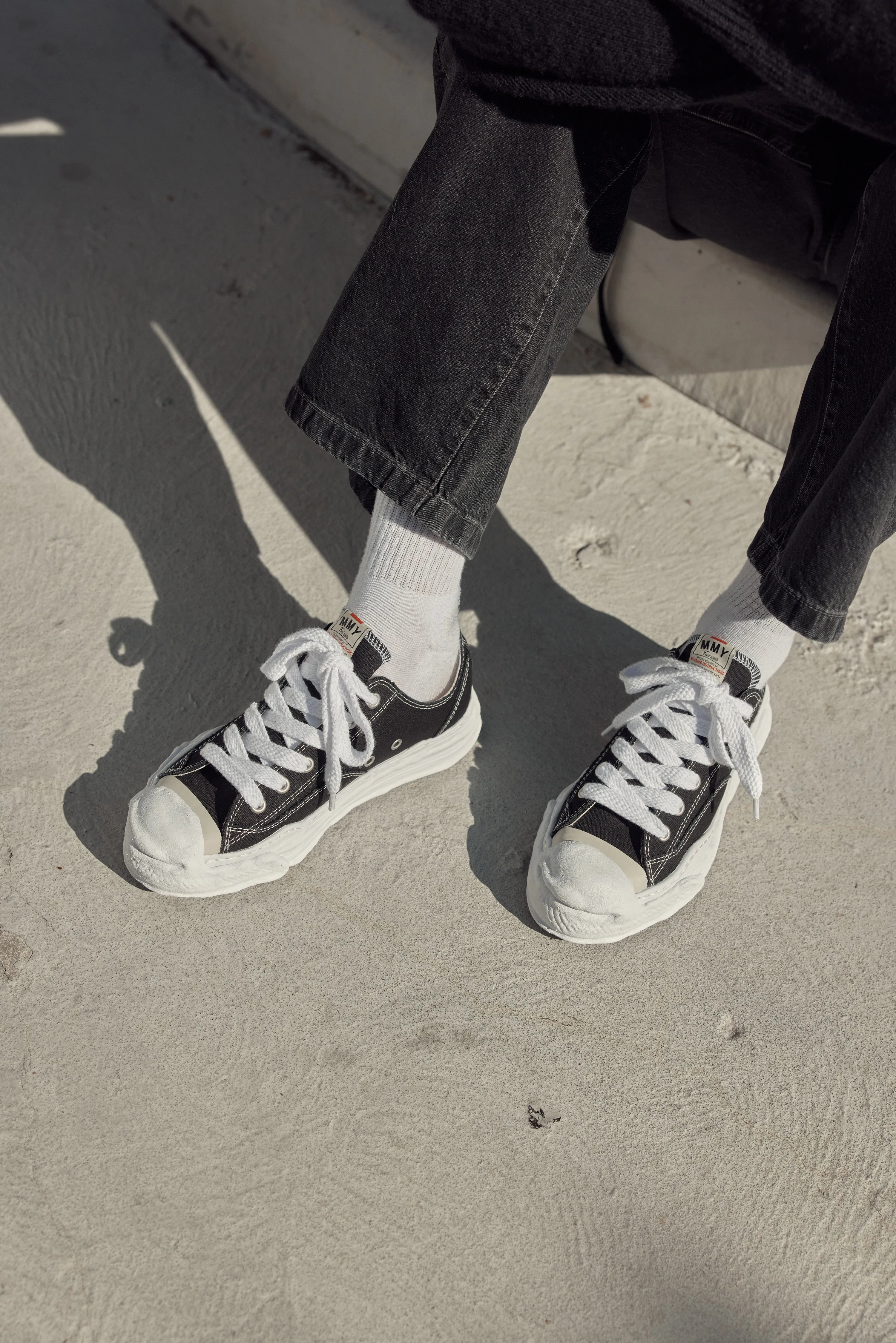 Hank Low Top Sneakers Structured chic