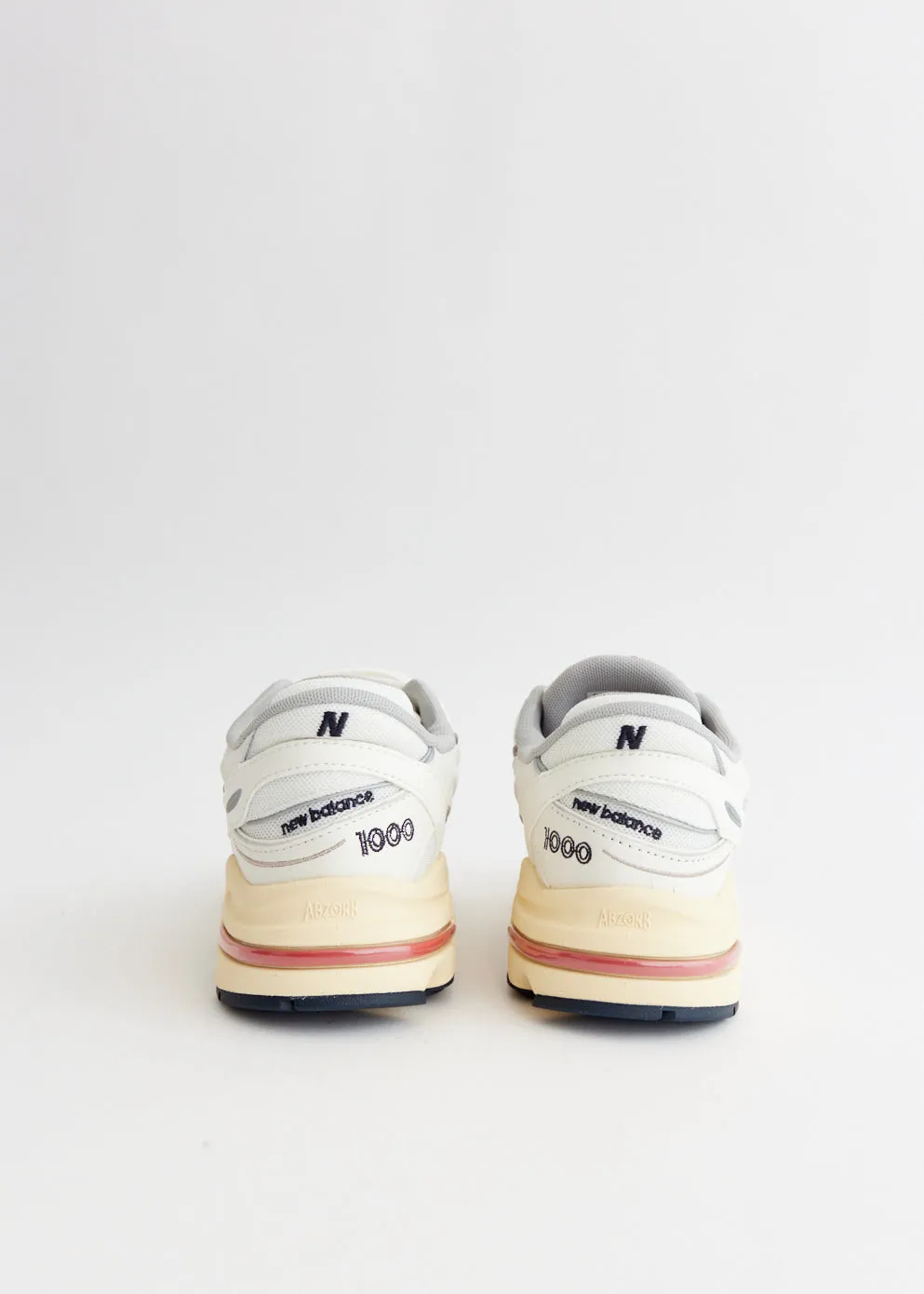 1000 'Astro Dust' Sneakers football players' protection