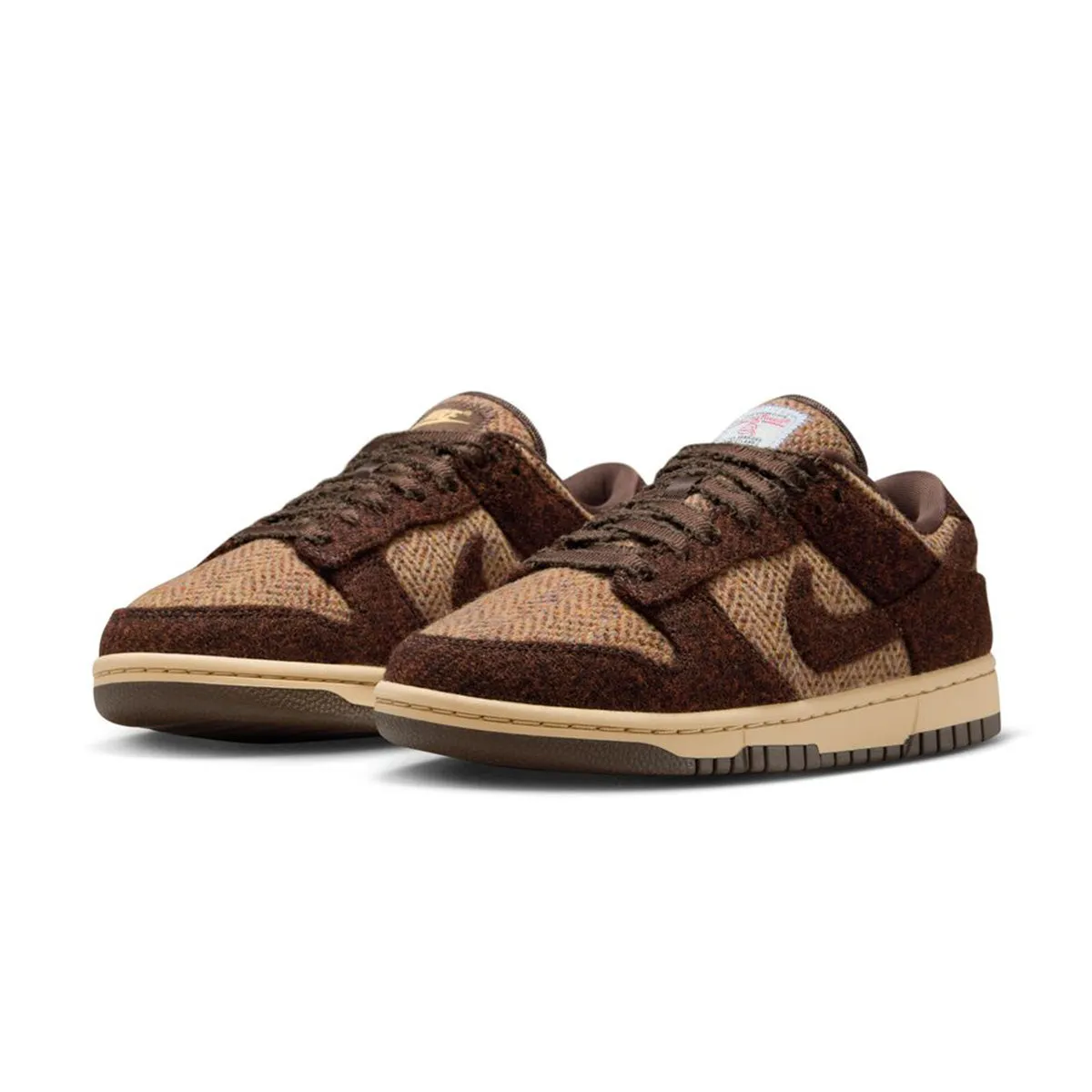 most school graduation   Harris Tweed Wmns Dunk Low 'Sesame Violet Mist'