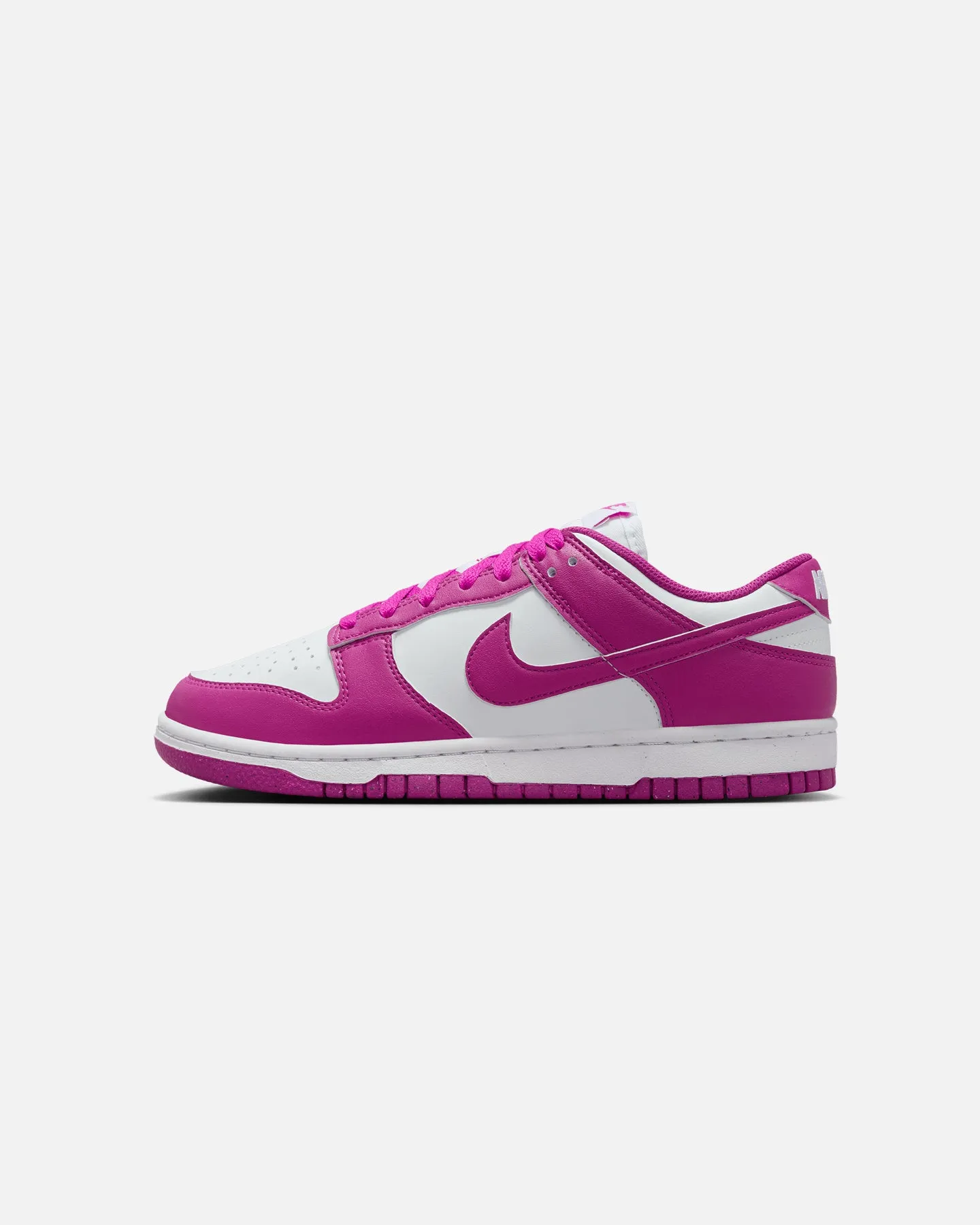 Casual arch All-weather look Nike Women's Dunk Low White/Hot Fuchsia