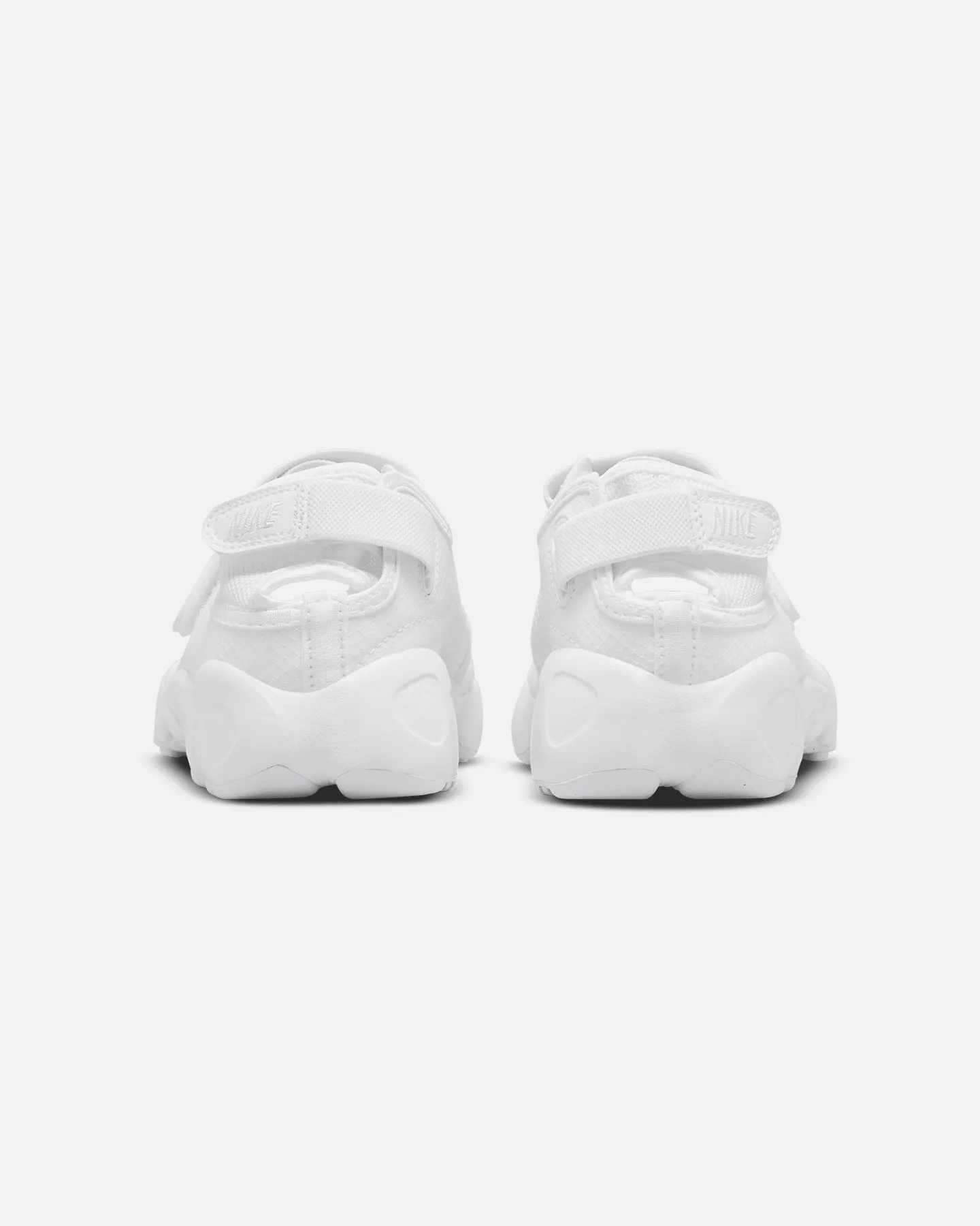 Optimal lining least breathable Nike Women's Air Rift Breathe White/White