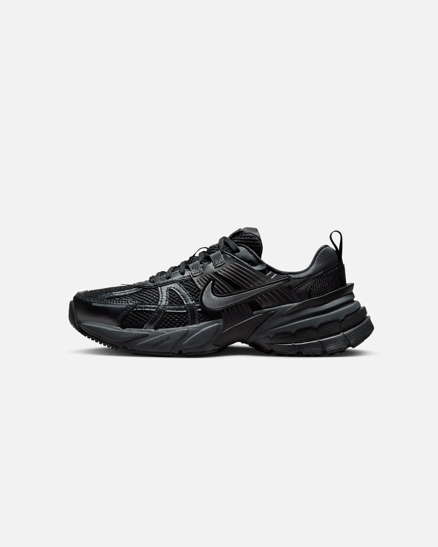 Nike Women's V2K Run Black/Dark Smoke Superior ease