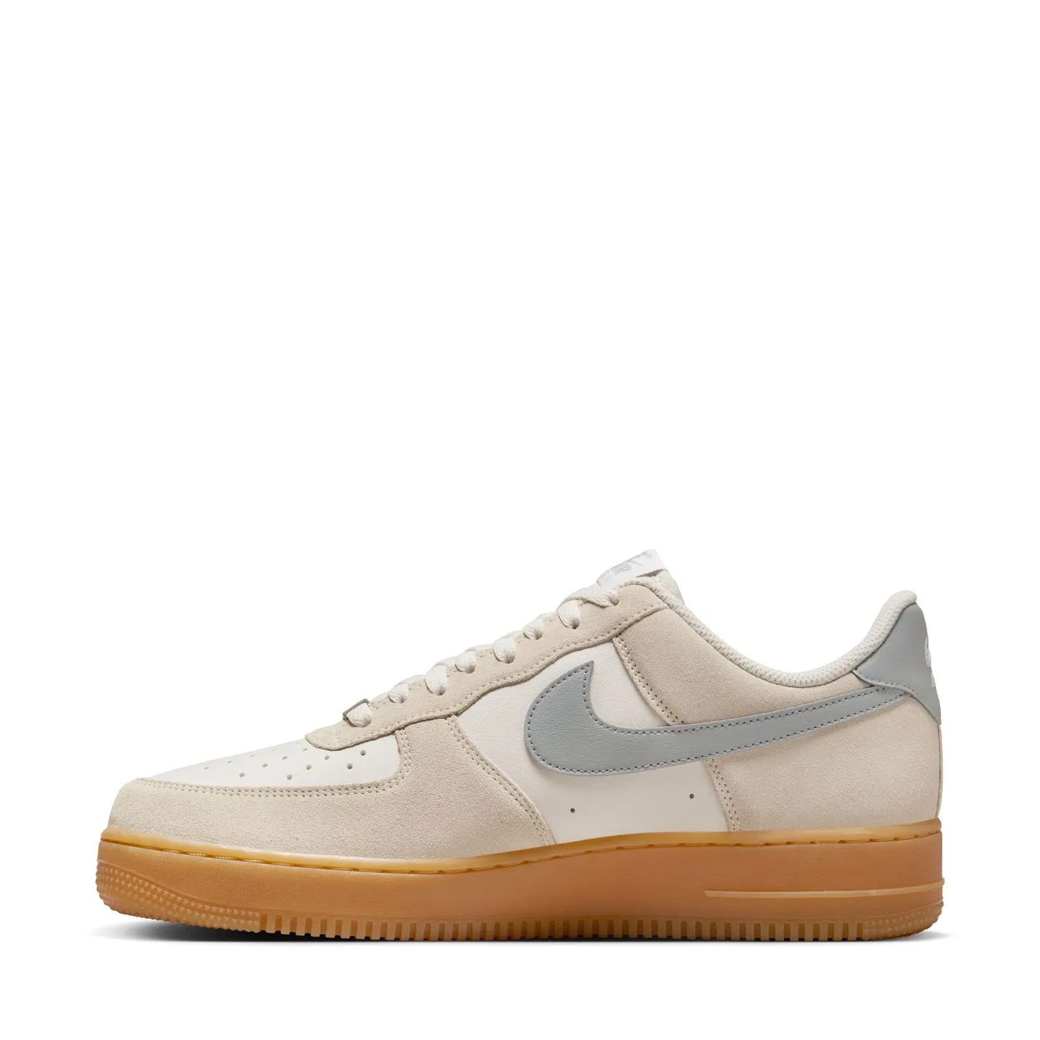 Air Force 1 Low 07 LV8 - Mens running on uneven ground shoes