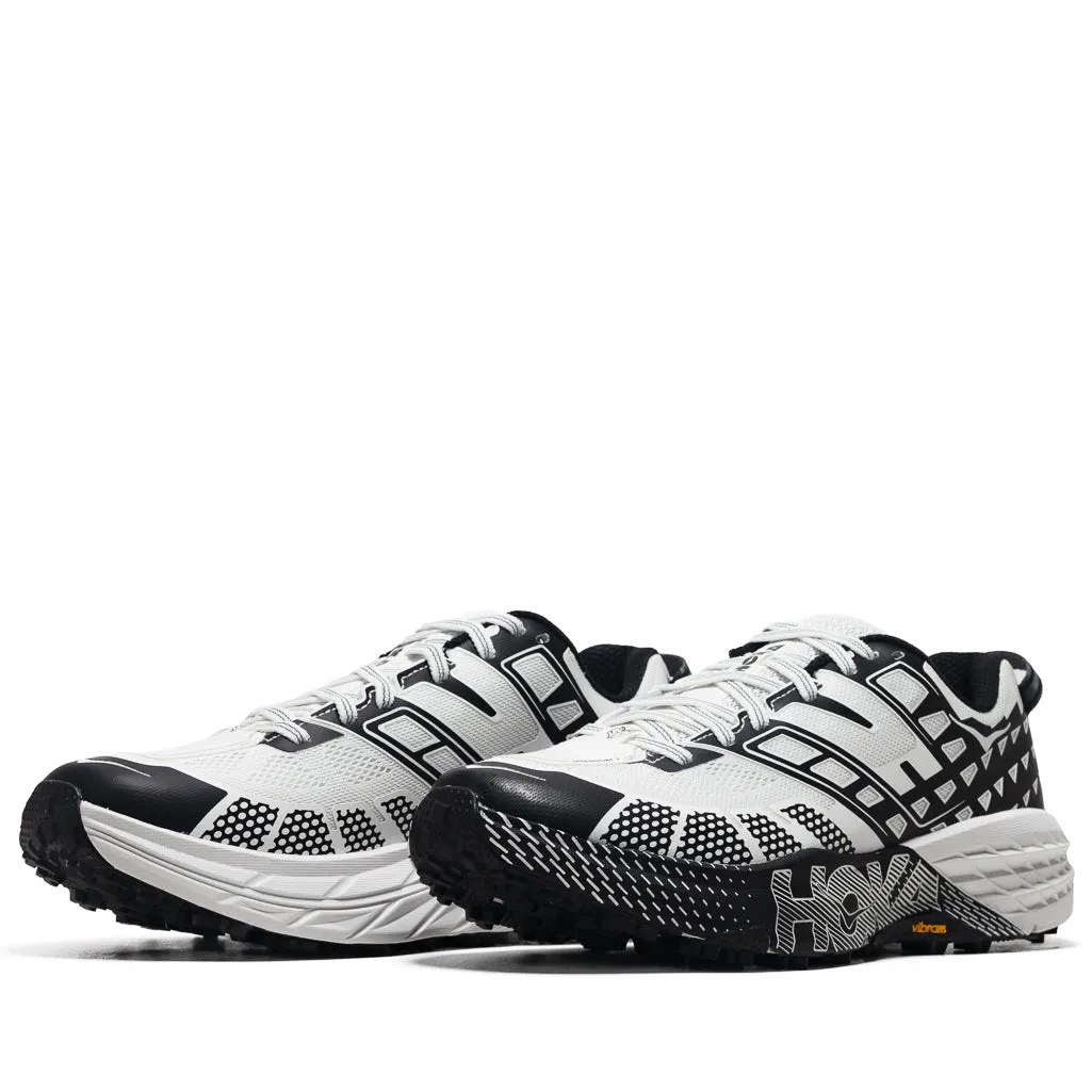 Hoka Speedgoat 2 - Black/Frost Foam Padding Technology Agility Control