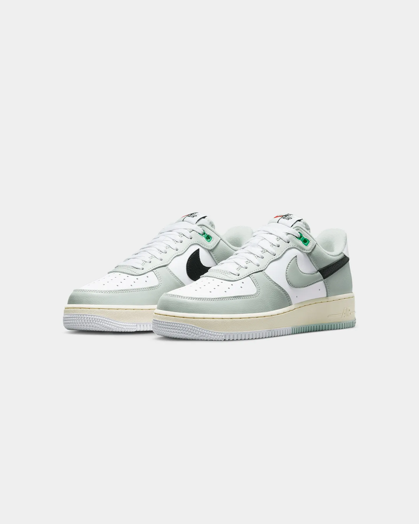 Sand Move Swim Edge Nike Air Force 1 '07 LV8 Light Silver/Black