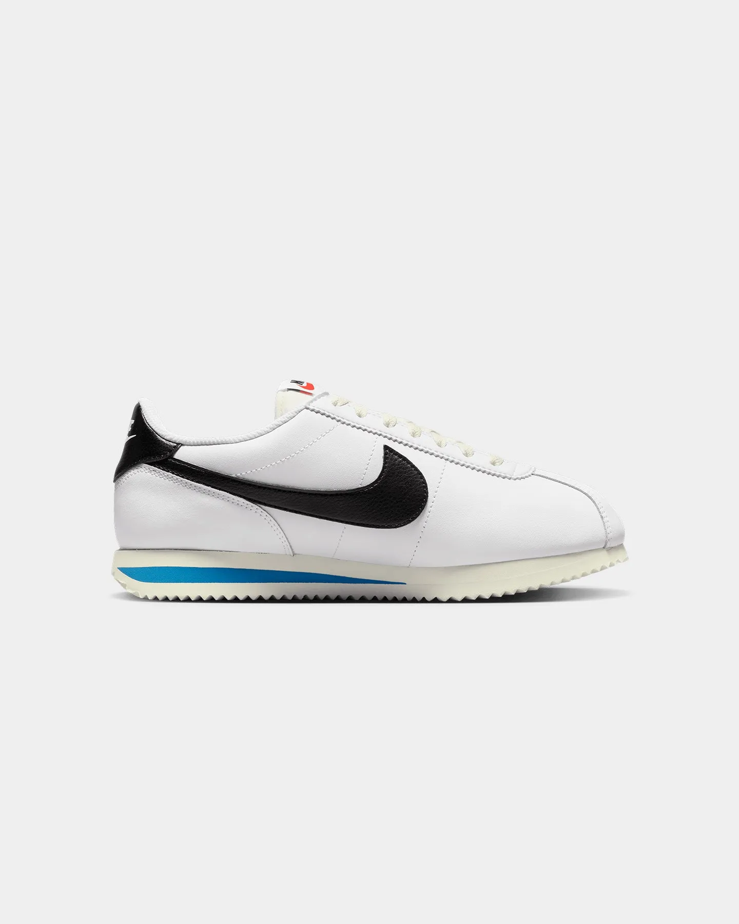 Nike Women's Cortez White/Black-LT Padded materials daily commuters' sneakers