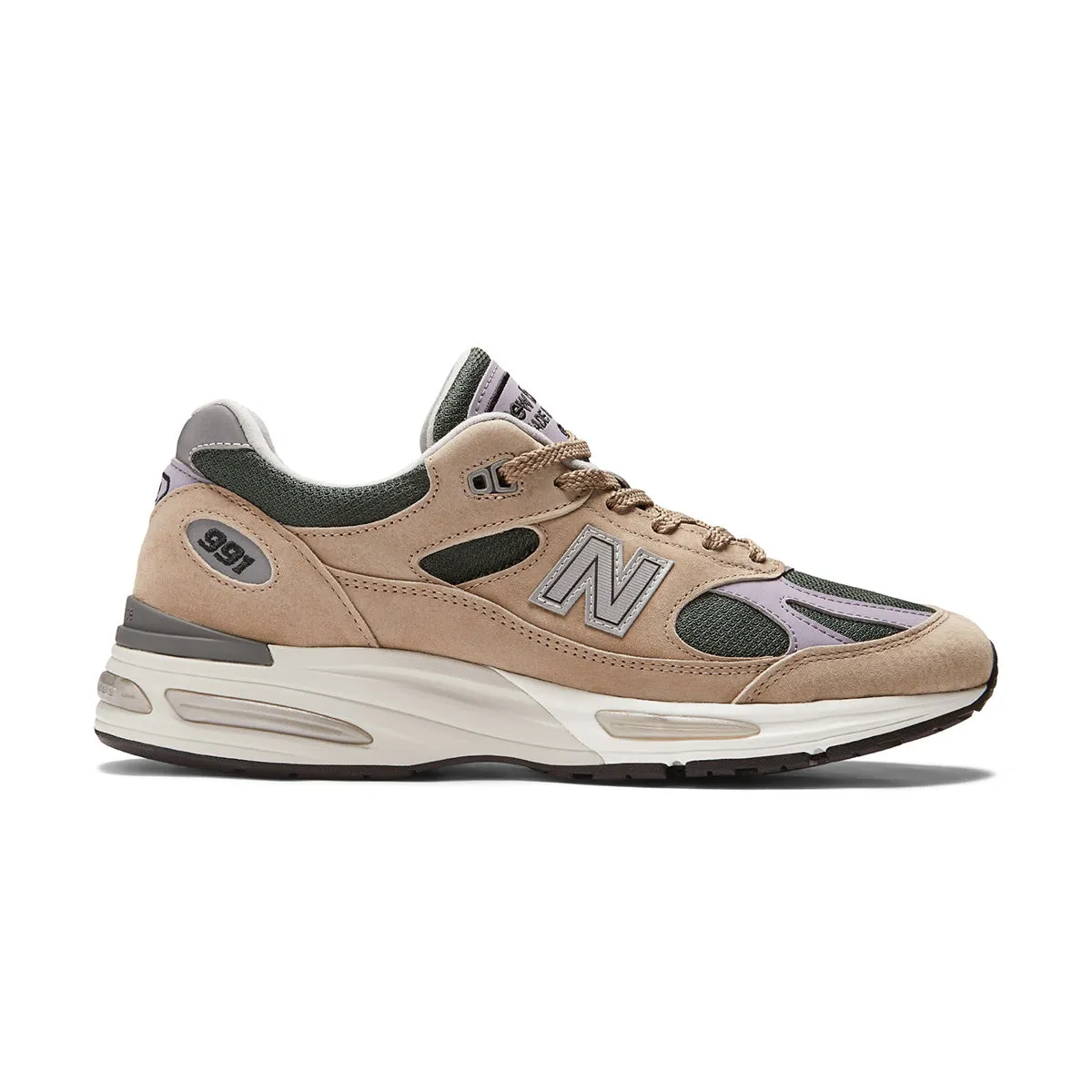 Warm in winter in UK 991v2 'Essentially Offbeat Cement'