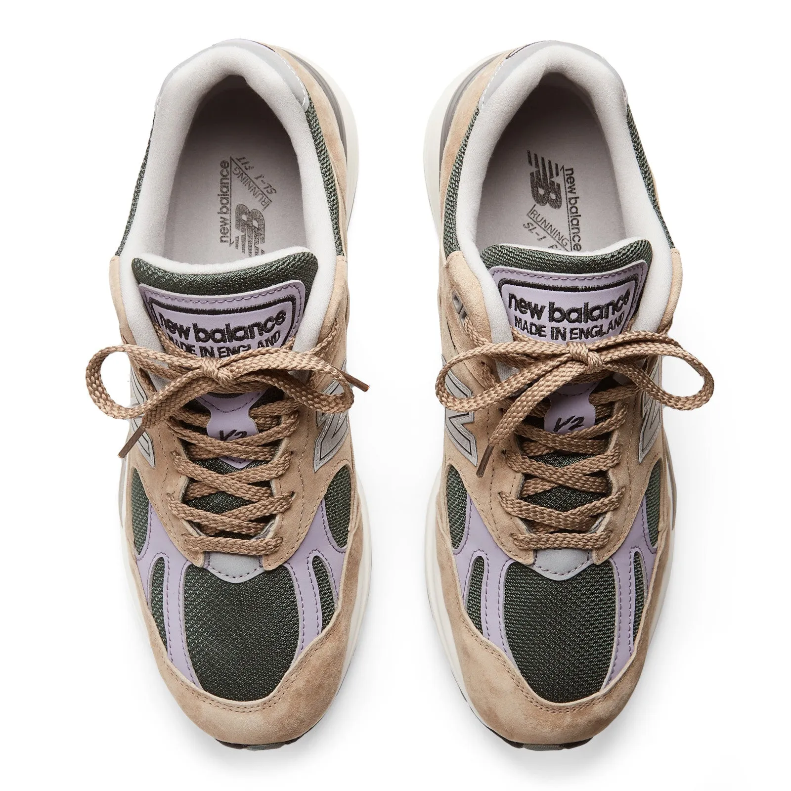 in UK 991v2 'Essentially Offbeat Cement' Leather Touch