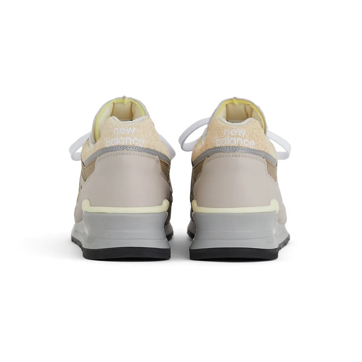 in USA 997 'Moonrock Driftwood' Trend Glow Kind Step