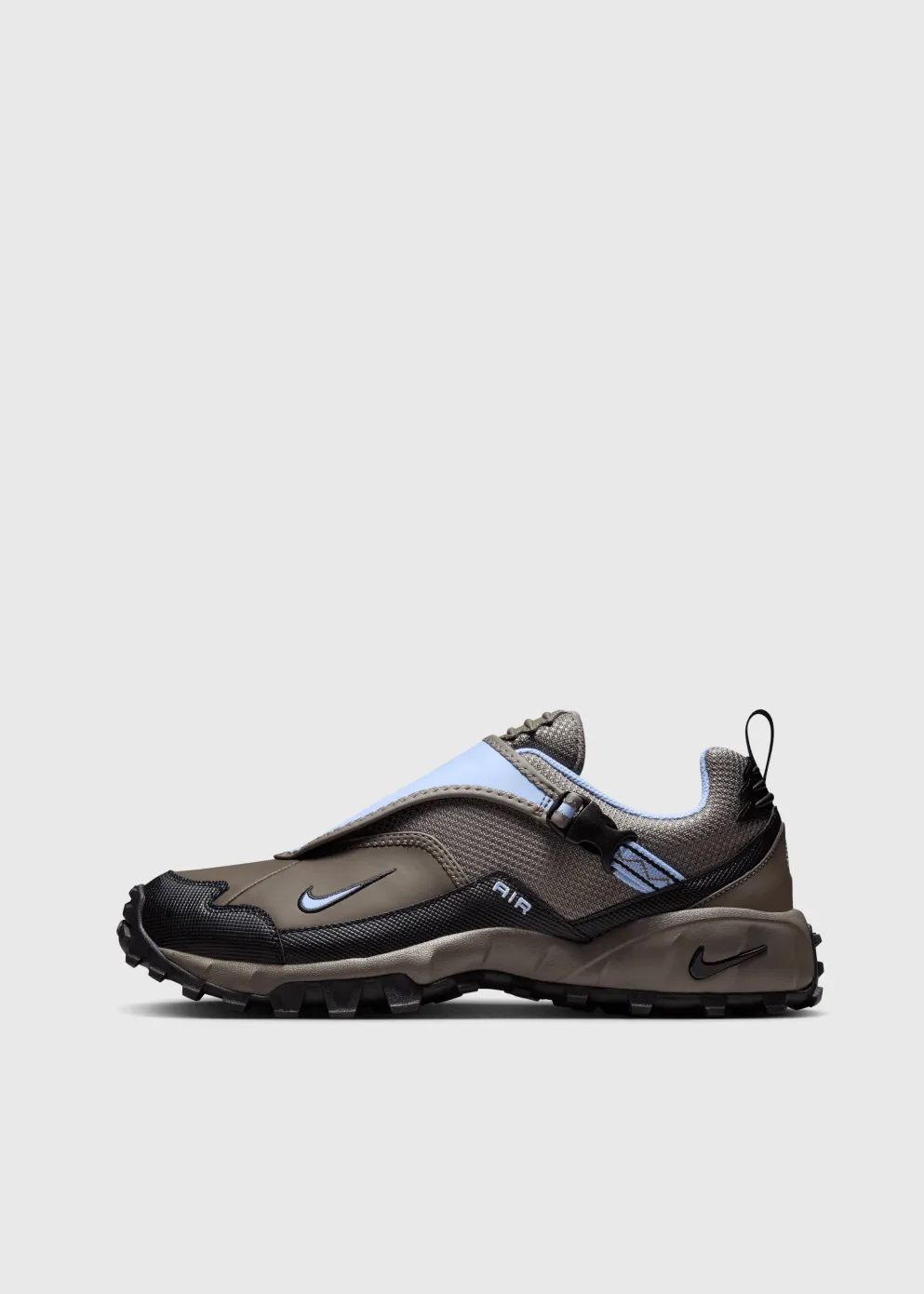 ACG Phassad 'Cave Stone Aluminium' Sneakers Narrow