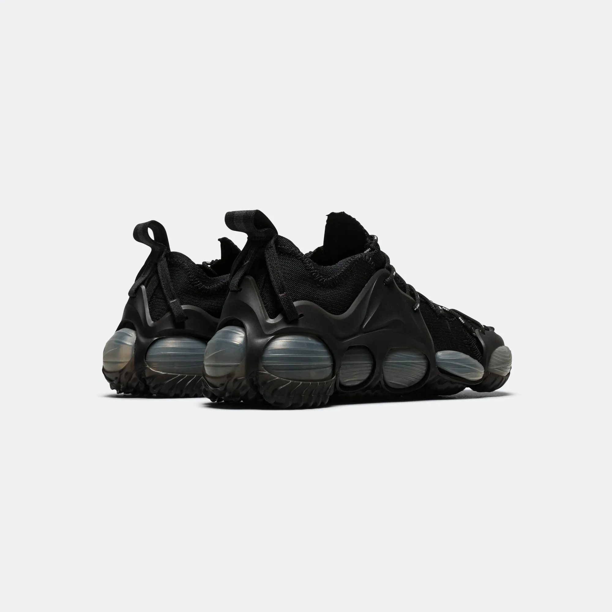 Urban Minimal ISPA Link Axis - Black/Anthracite