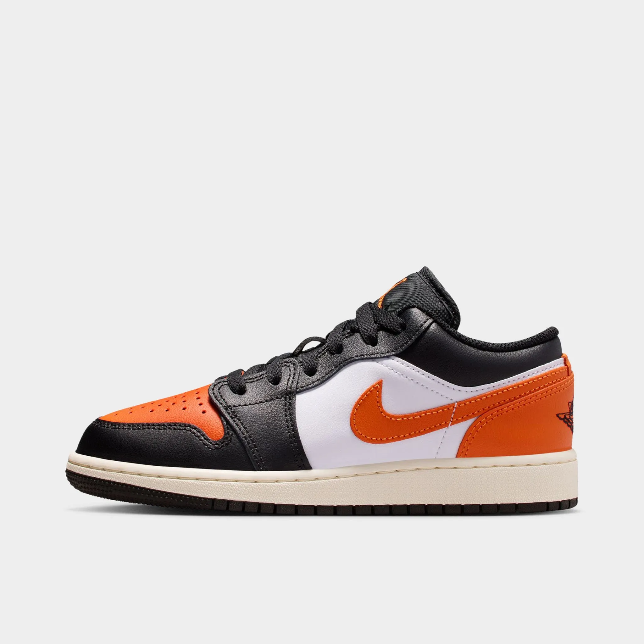 Pull Step Stream Jog Jordan 1 Low GS Black / Starfish - White