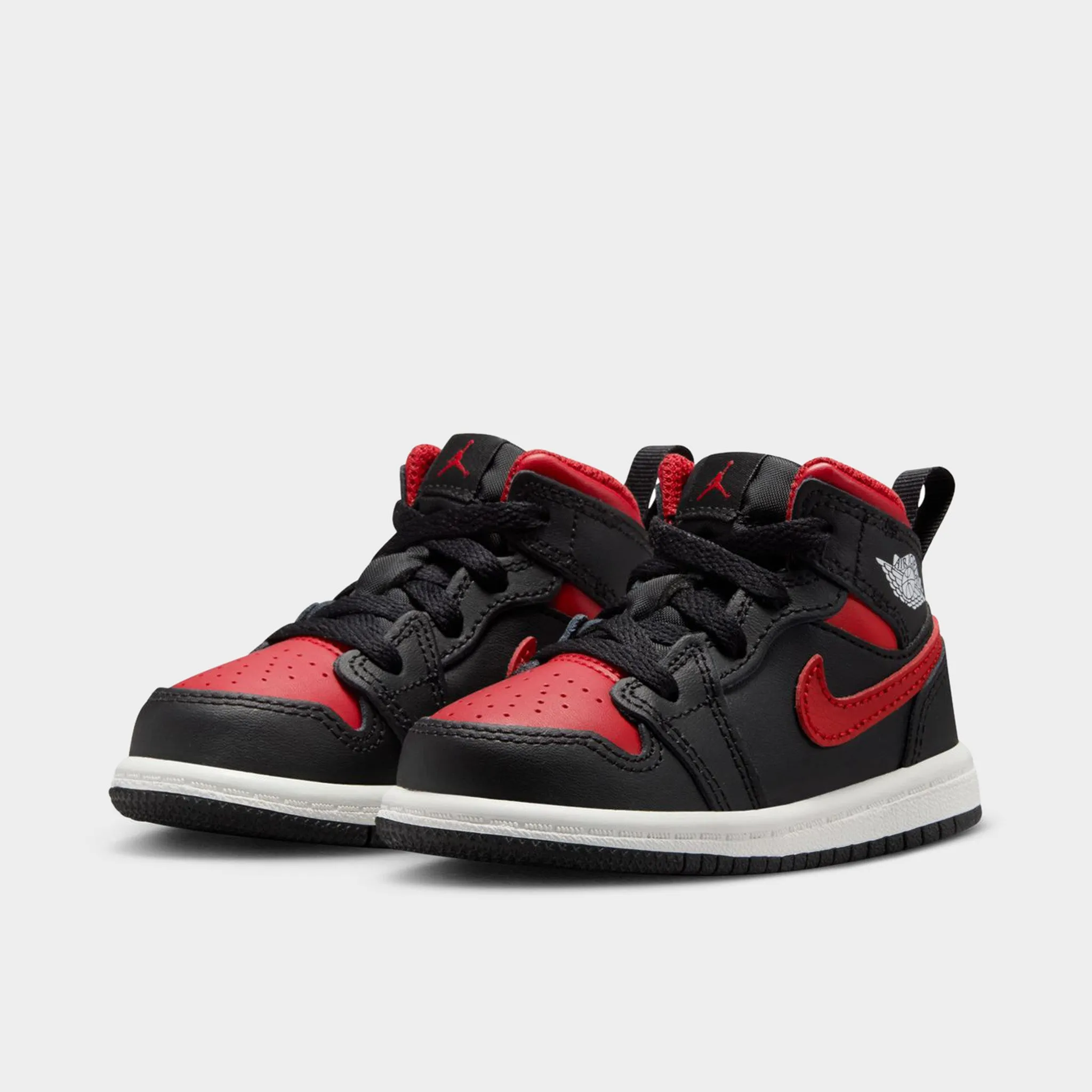 Lightweight Step Relax Step Jordan 1 Mid TD Black / Varsity Red - Summit White