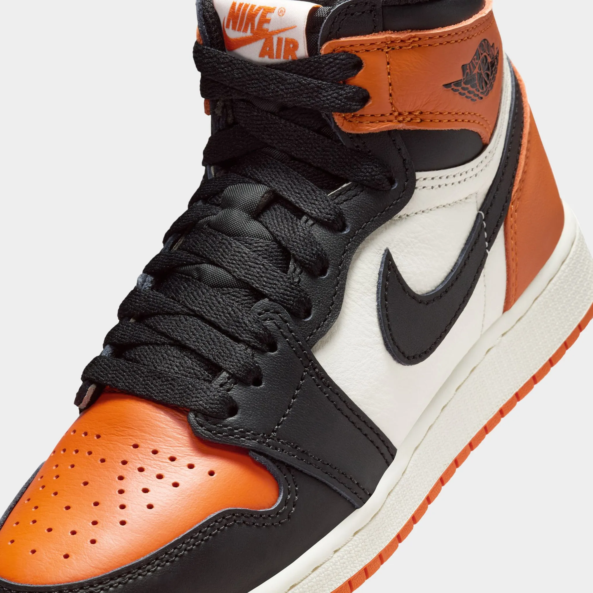 Jordan 1 Retro High OG GS Black / Sail - Starfish Modern Vibe