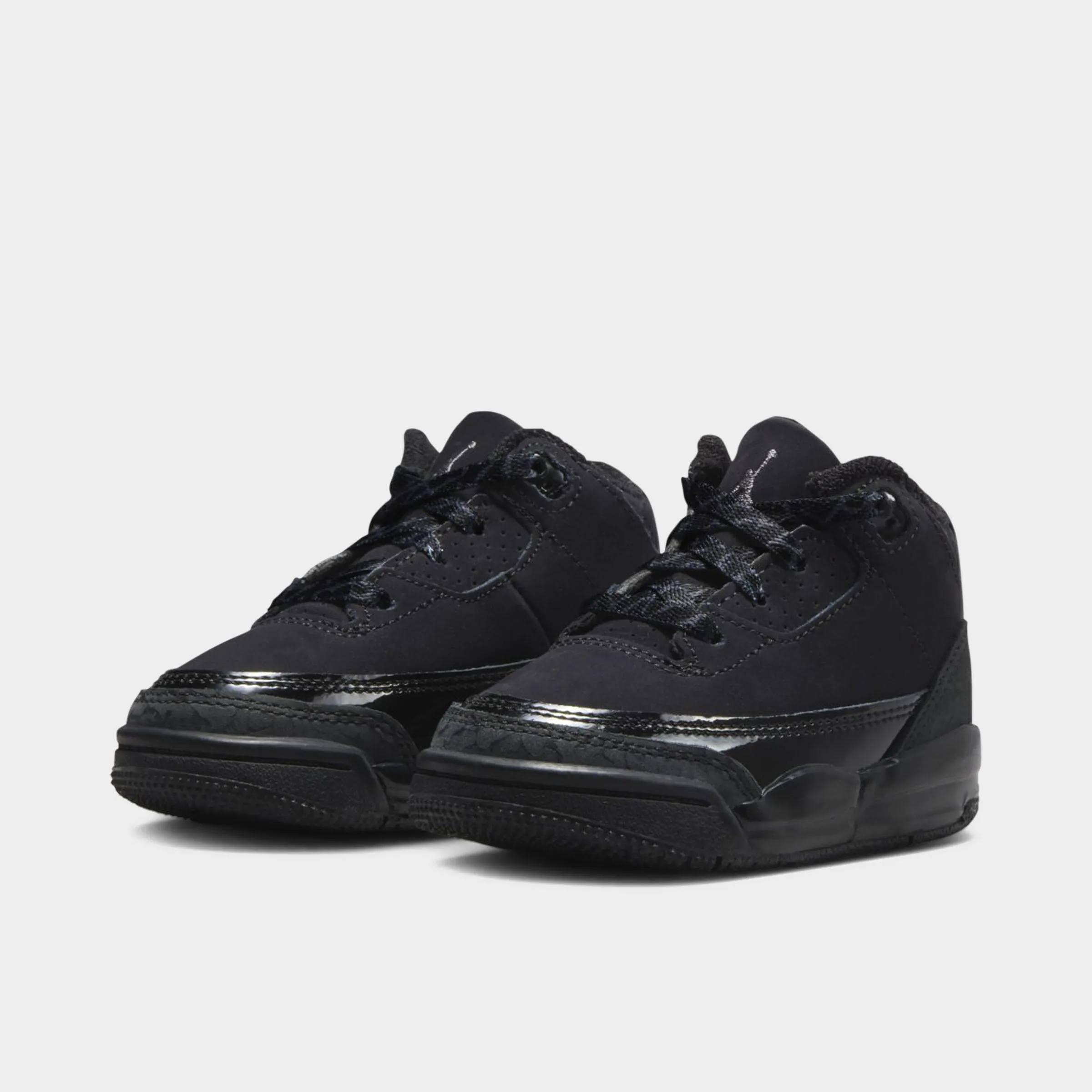 On Trend Jordan 3 Retro TD Black / Dark Charcoal - White