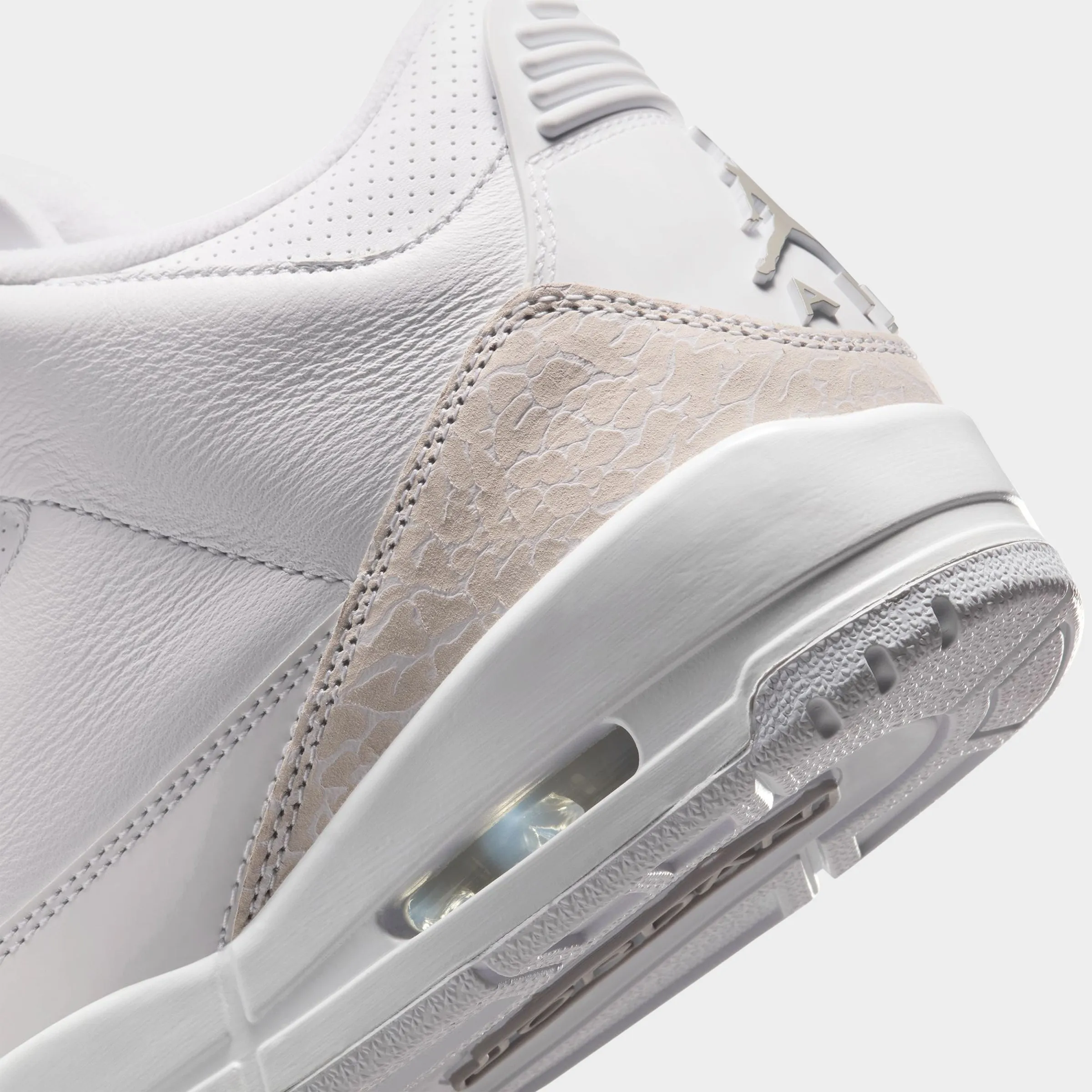 Jordan 3 Retro White / Metallic Silver - White Cool Days