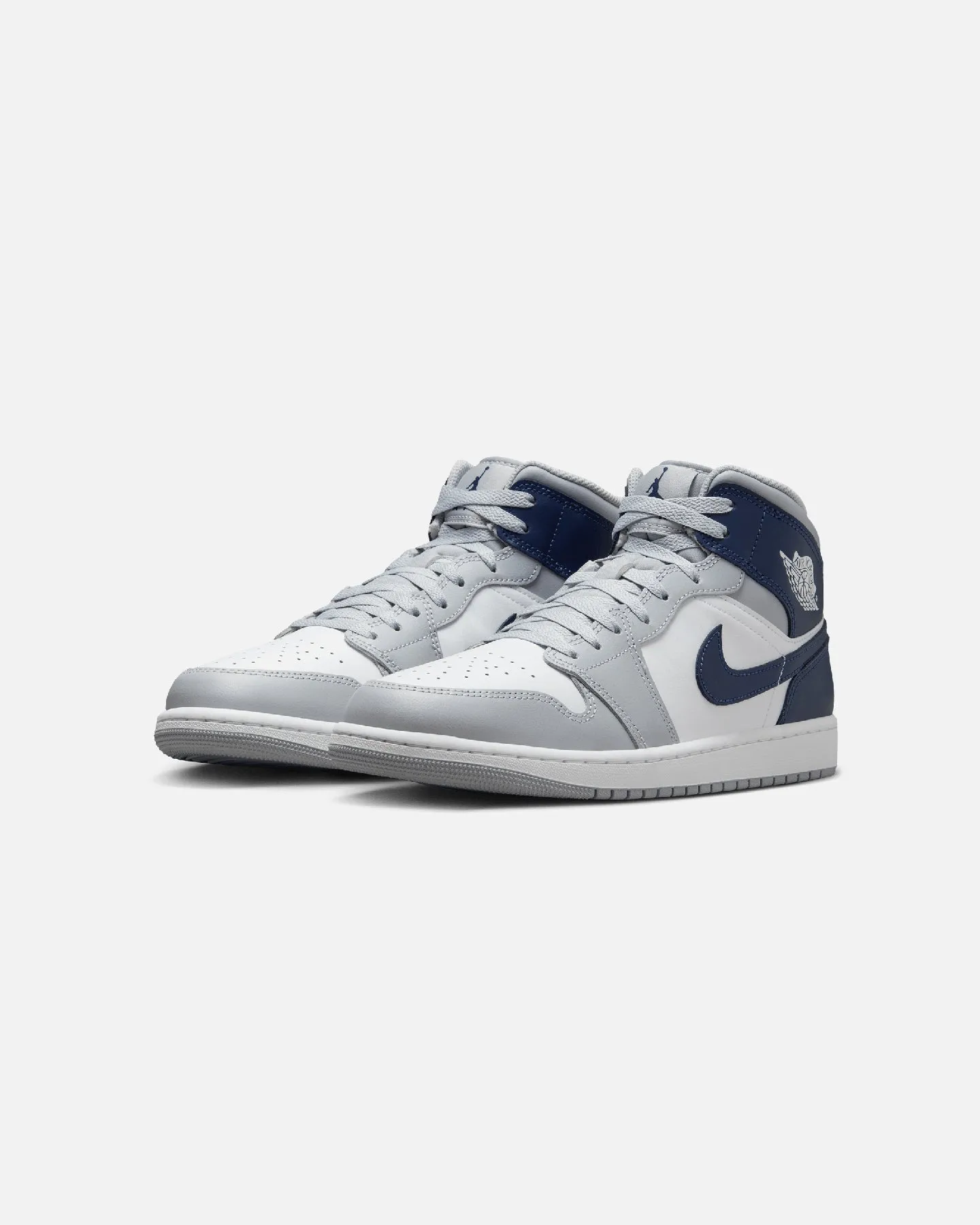 Jordan Air Jordan 1 Mid "Georgetown" White/Midnight Navy Pearl Shine Water Edge