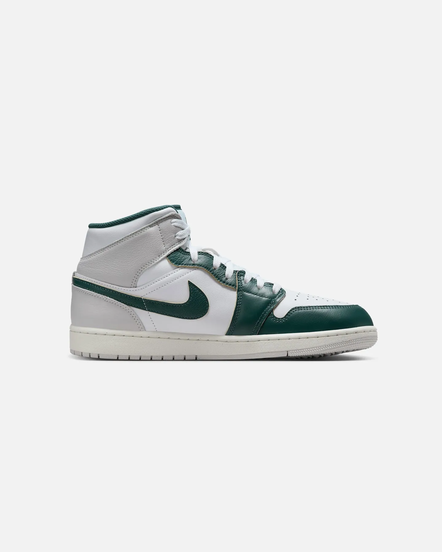 Lift Up Street Mood Jordan Air Jordan 1 Mid SE "Oxidised Green" White/Oxidized Green