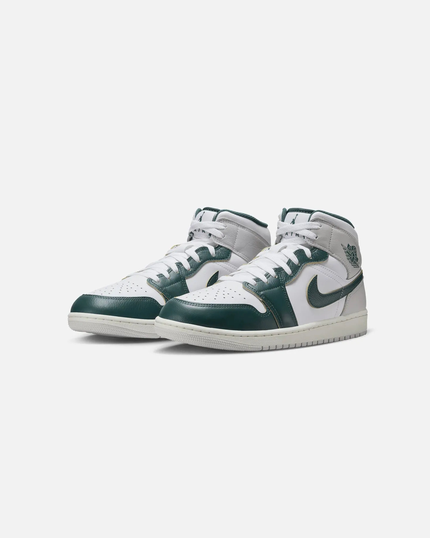 Jordan Air Jordan 1 Mid SE "Oxidised Green" White/Oxidized Green Soft Neutral Travel Light