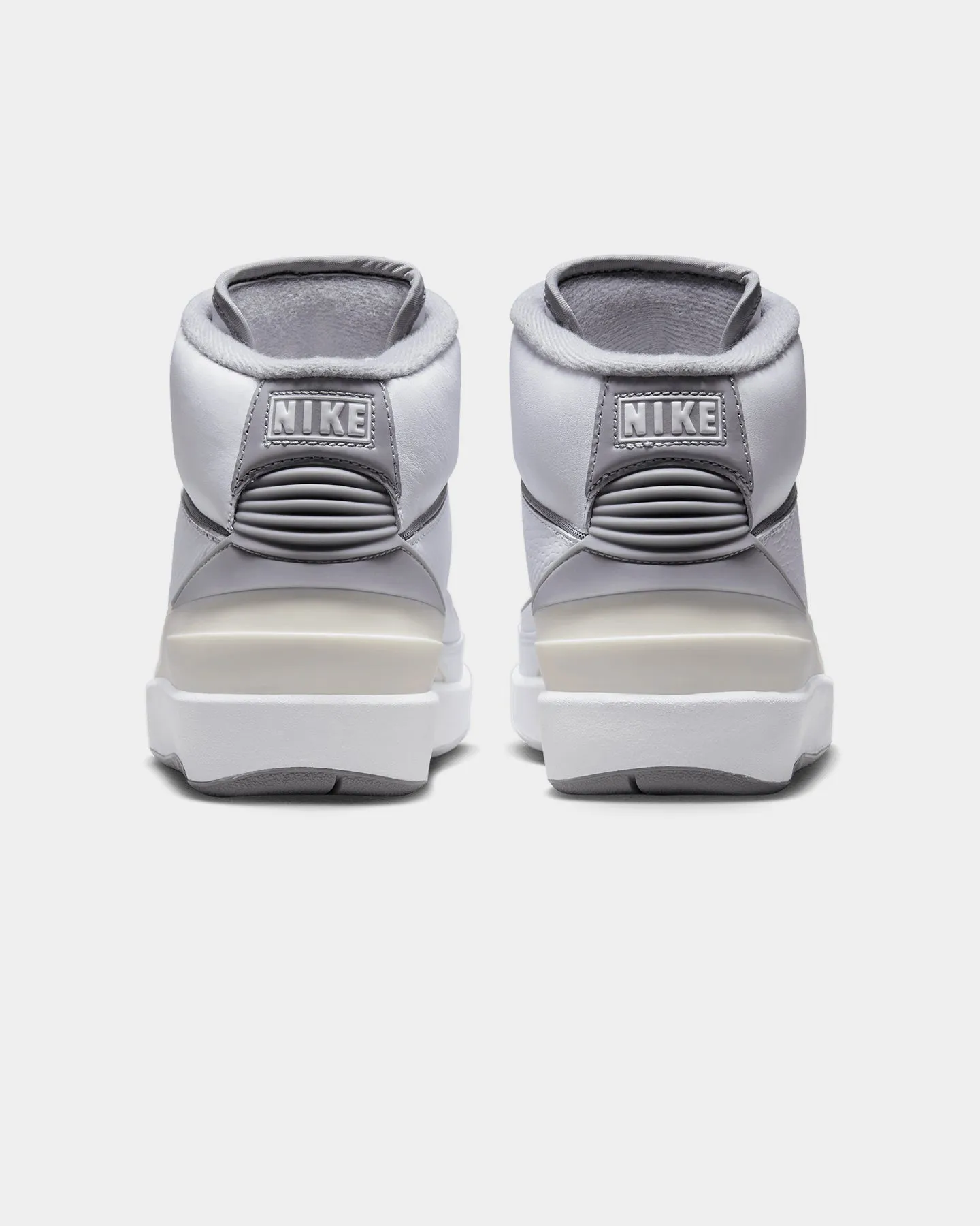 Low Top Jordan Air Jordan 2 Retro "Cement Grey" White/Cement Grey