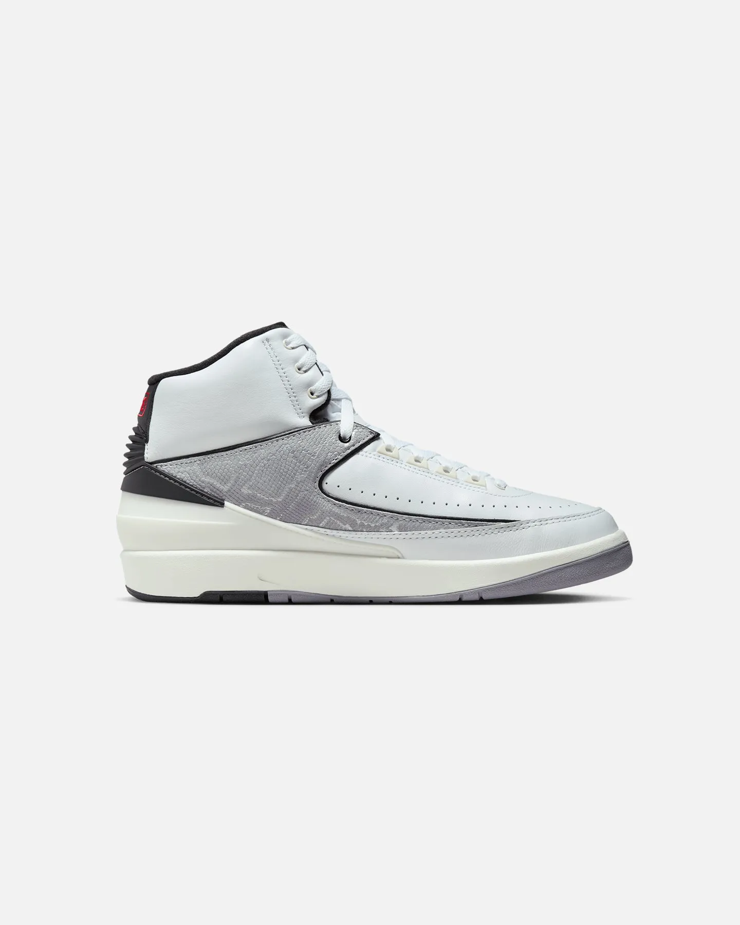 Jordan Air Jordan 2 Retro White/Fire Red Kind Step