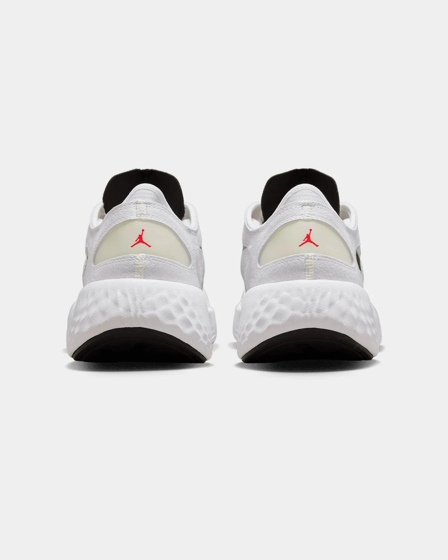 Jordan Delta 3 Low White/Chile Red AI Path