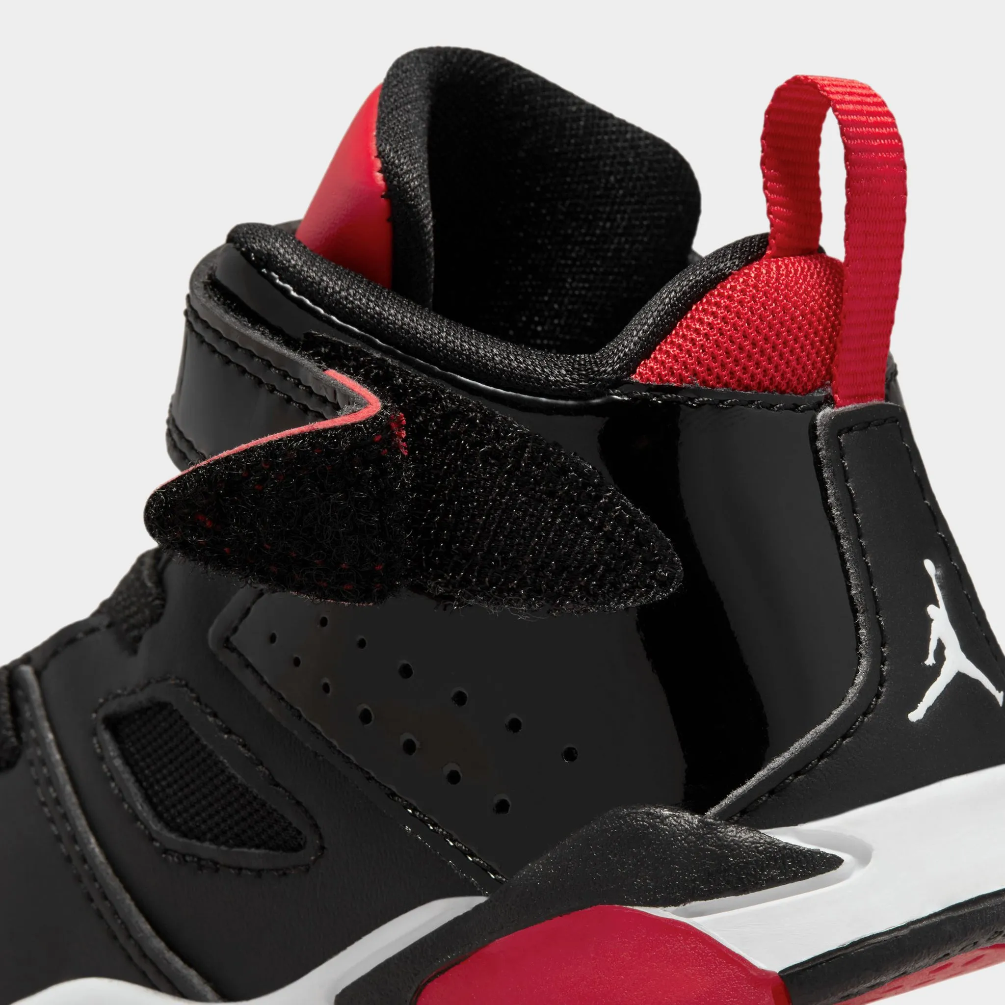 Jordan Flight Club '91 TD Black / White - University Red Lightweight Construction