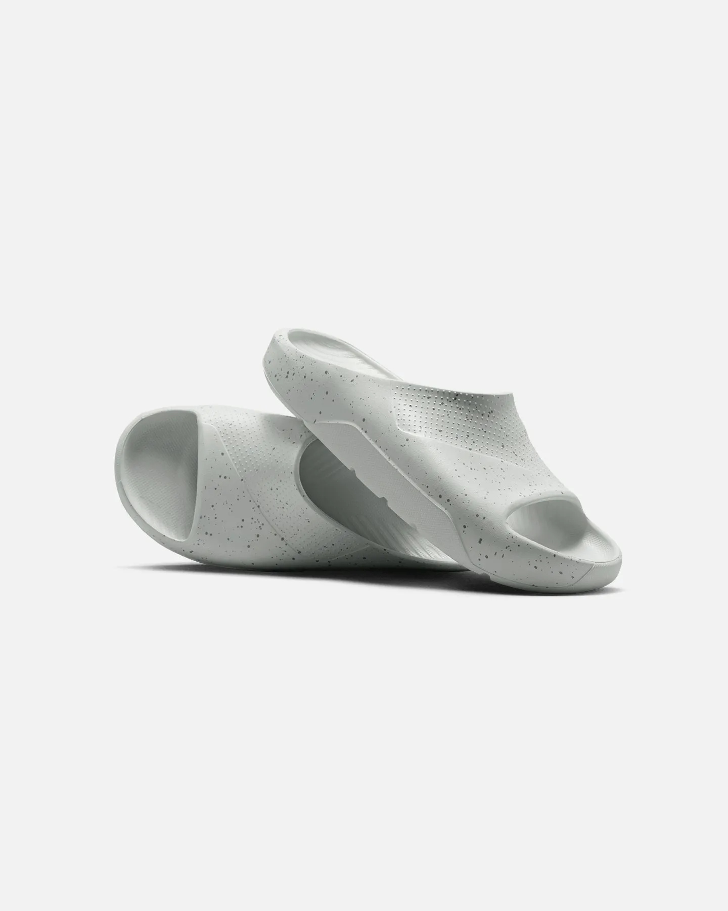 Jordan Post Slides Light Silver/Light Silver Field Walk