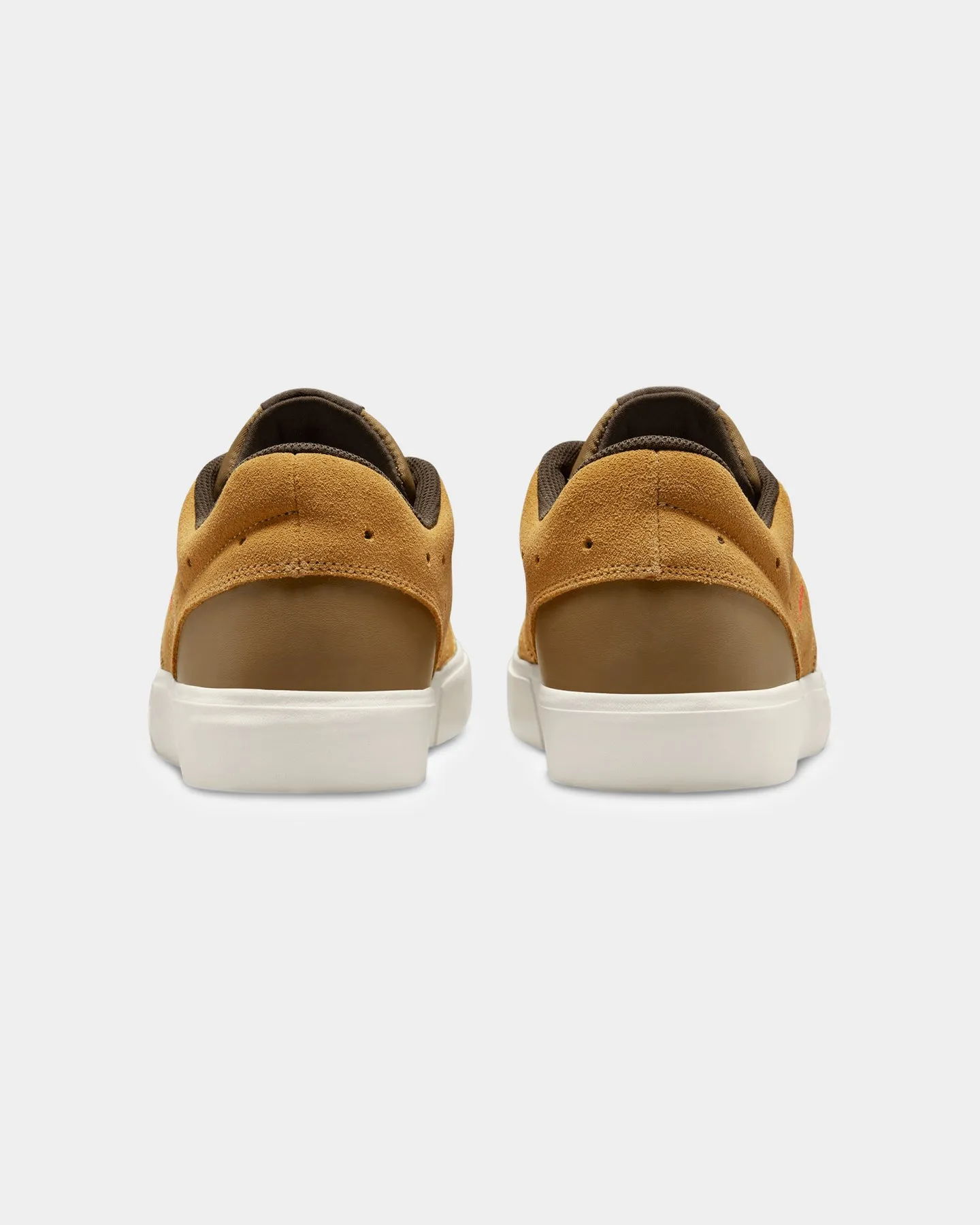 shape fit Classic Base Jordan Series ES Elemental Gold/Infrared-Dark Mocha