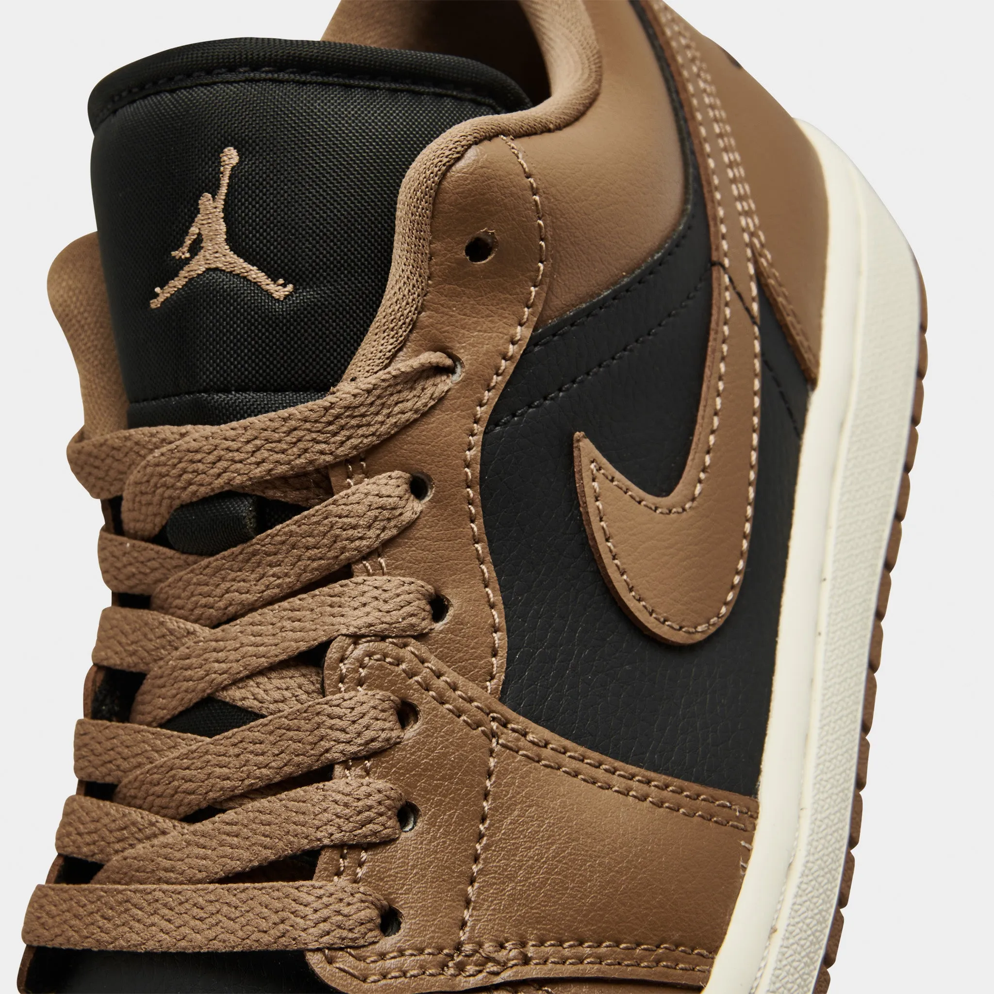 Jordan Women's 1 Low OffNoir / Archaeo Brown - Sail Korean Mood