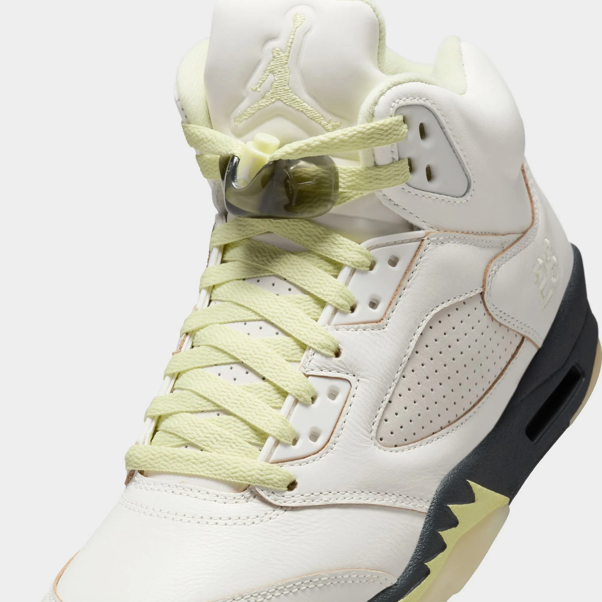 synthetic material Dusk Step Jordan Women's 5 Retro Sail / Luminous Green - Anthracite