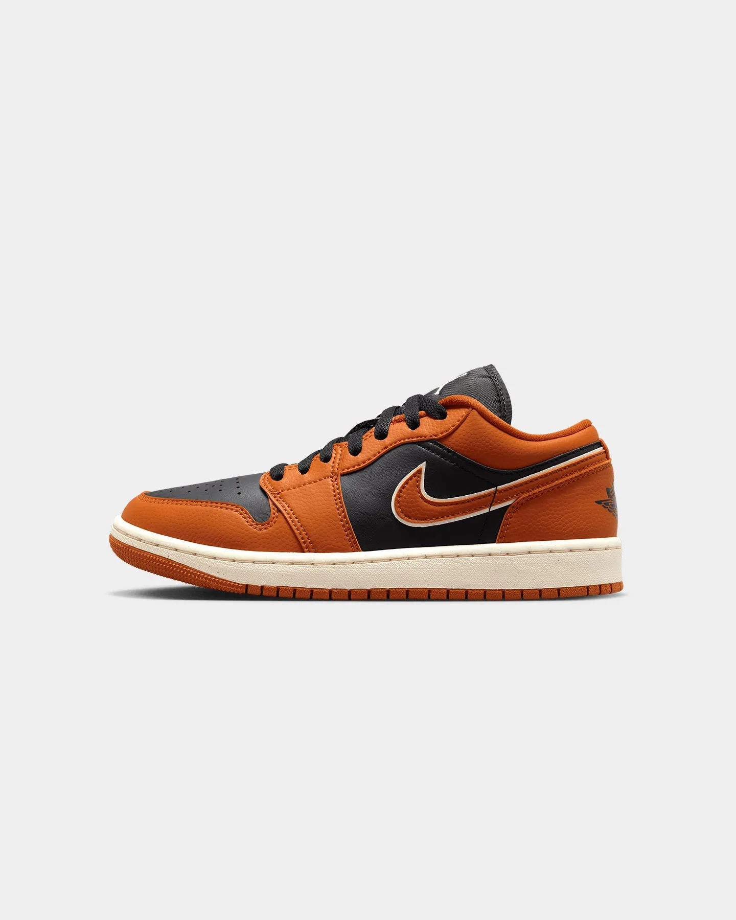 Jordan Women's Air Jordan 1 Low SE Sport Spice/Black Trendy Look biggest