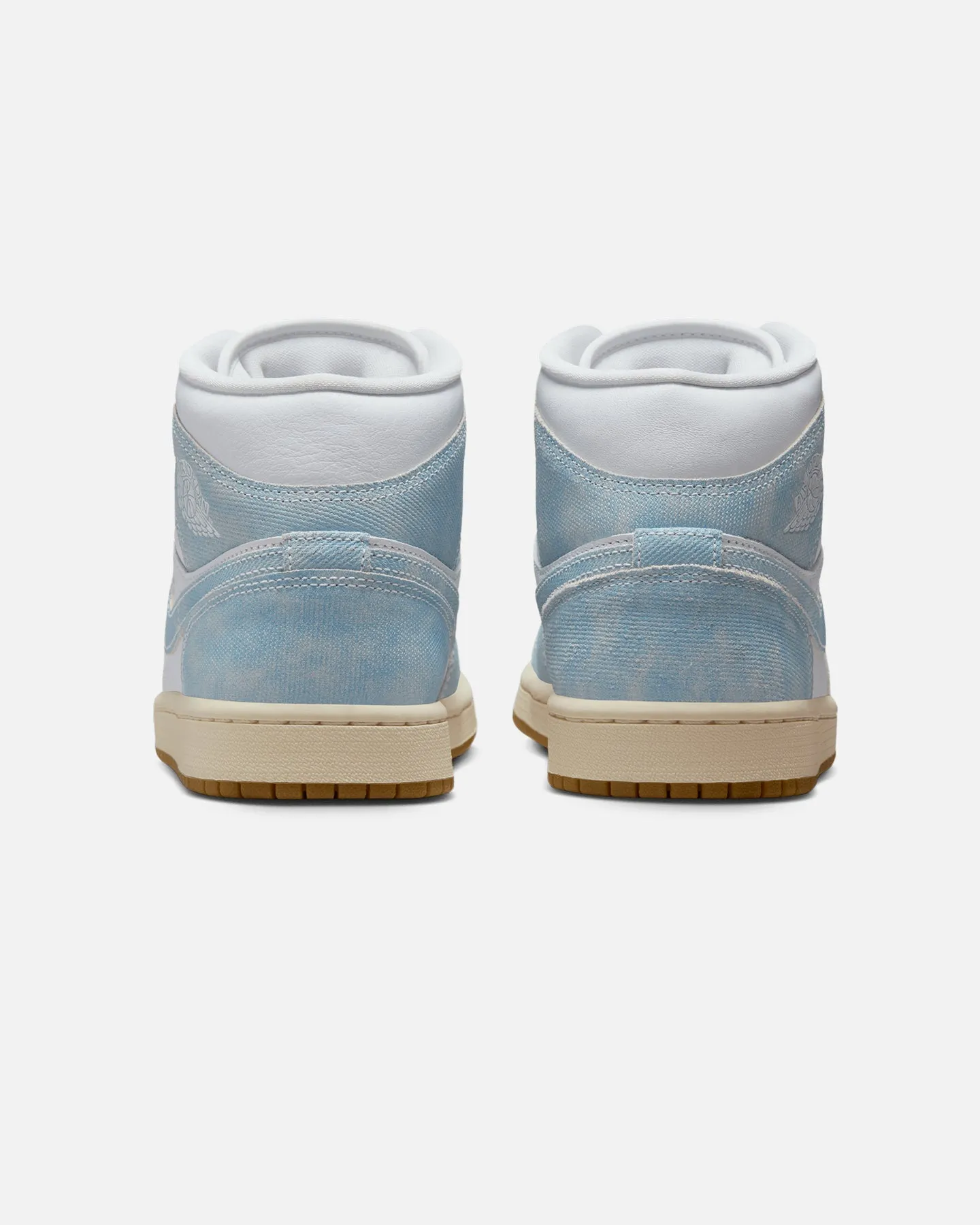 Jordan Women's Air Jordan 1 Mid SE "Denim" Blue/Gum brightest Ultra-soft comfort