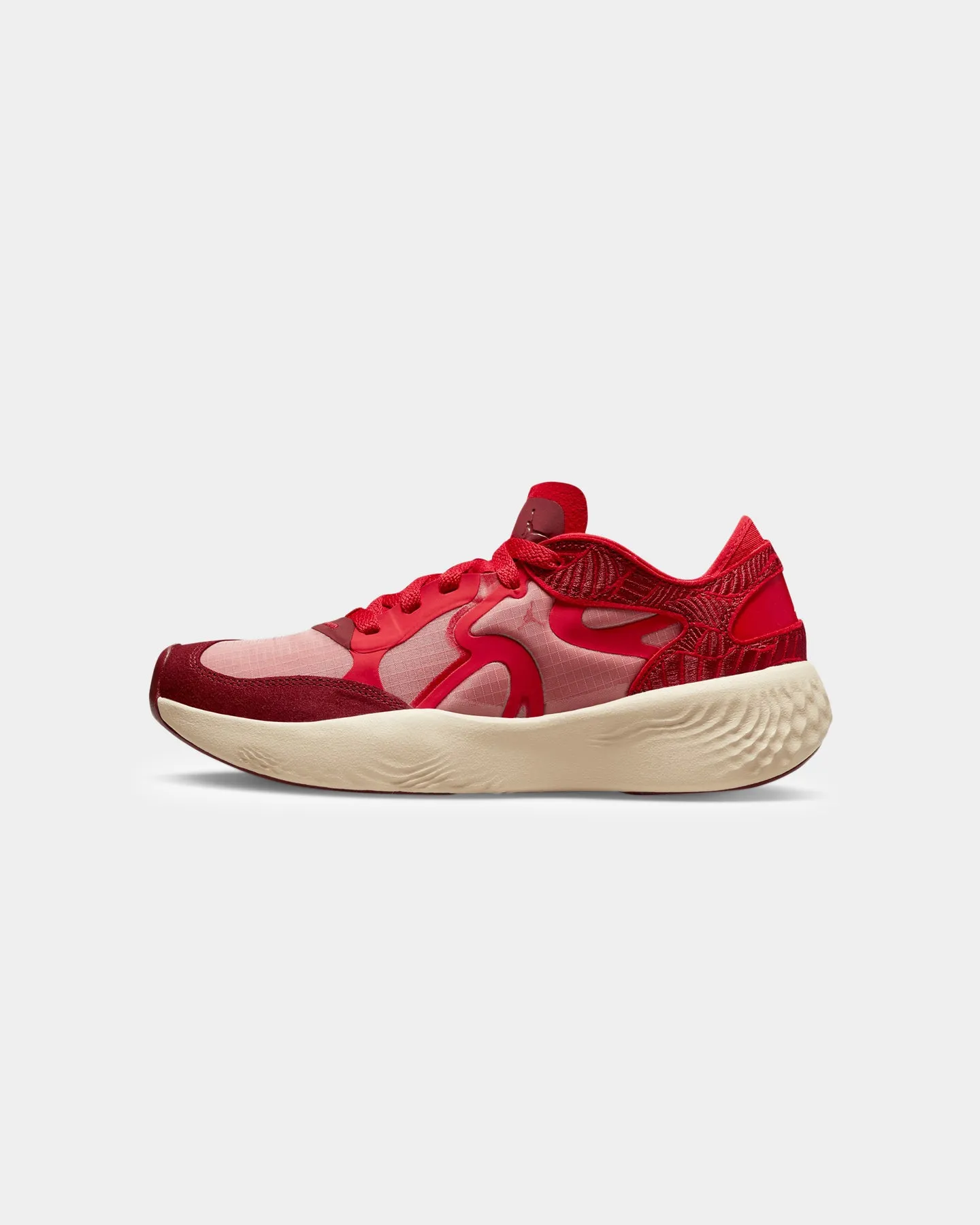 Jordan Women's Jordan Delta 3 Low SE Team Red/Sail inviting