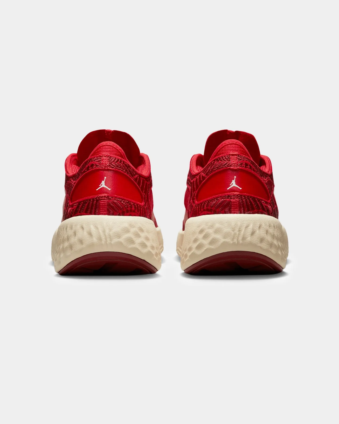 Jordan Women's Jordan Delta 3 Low SE Team Red/Sail sport - wear