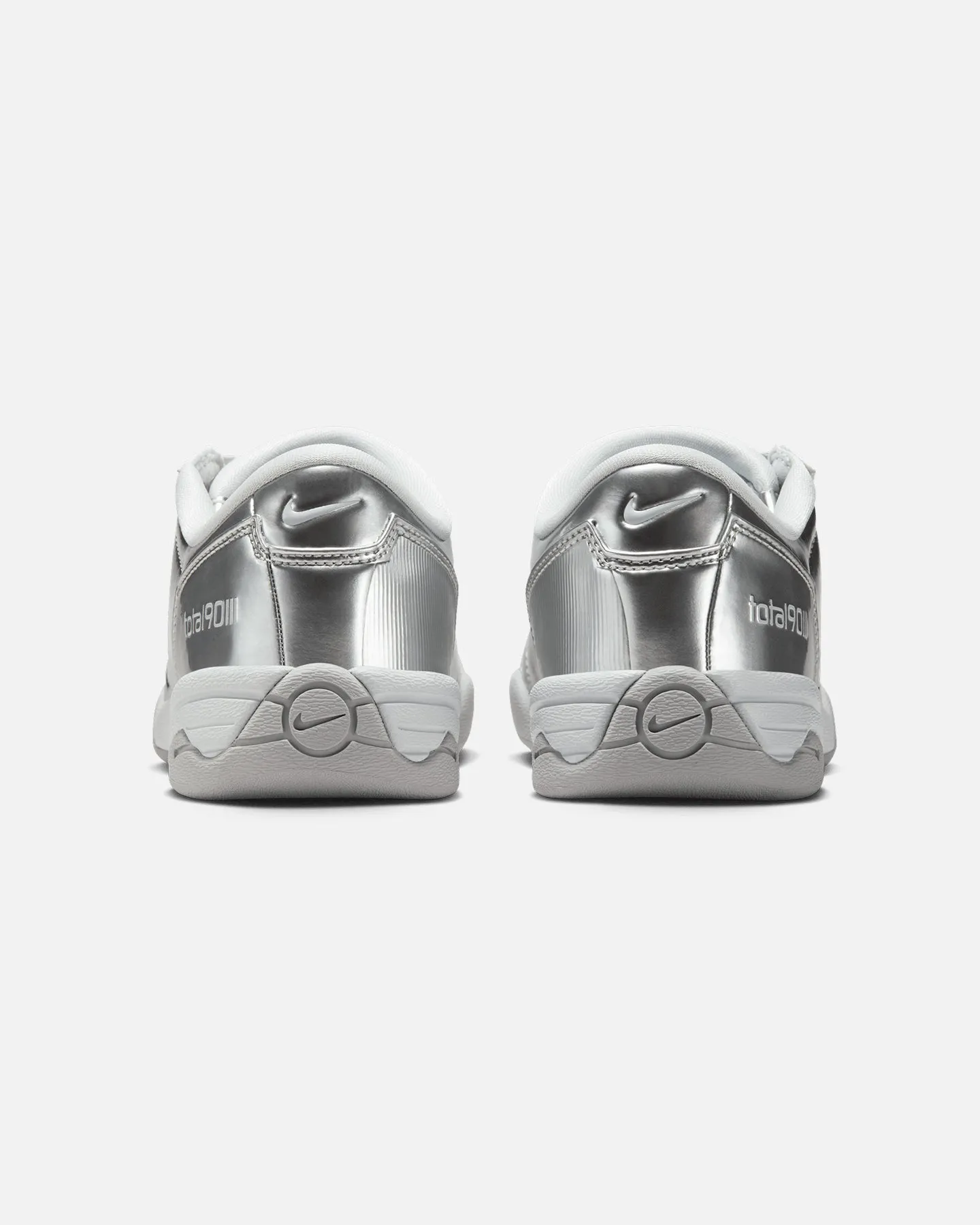 lining - type dancers' Nike Women's Total 90 Platinum