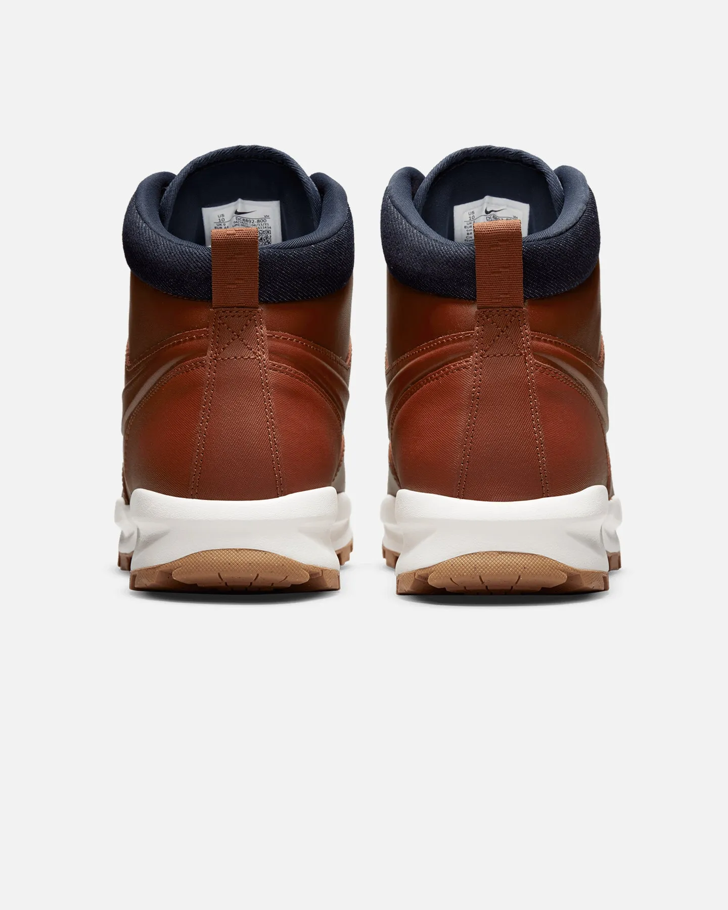 Nike Manoa Leather SE Rugged Orange/Rugged Orange Garden Mood Dinner Look