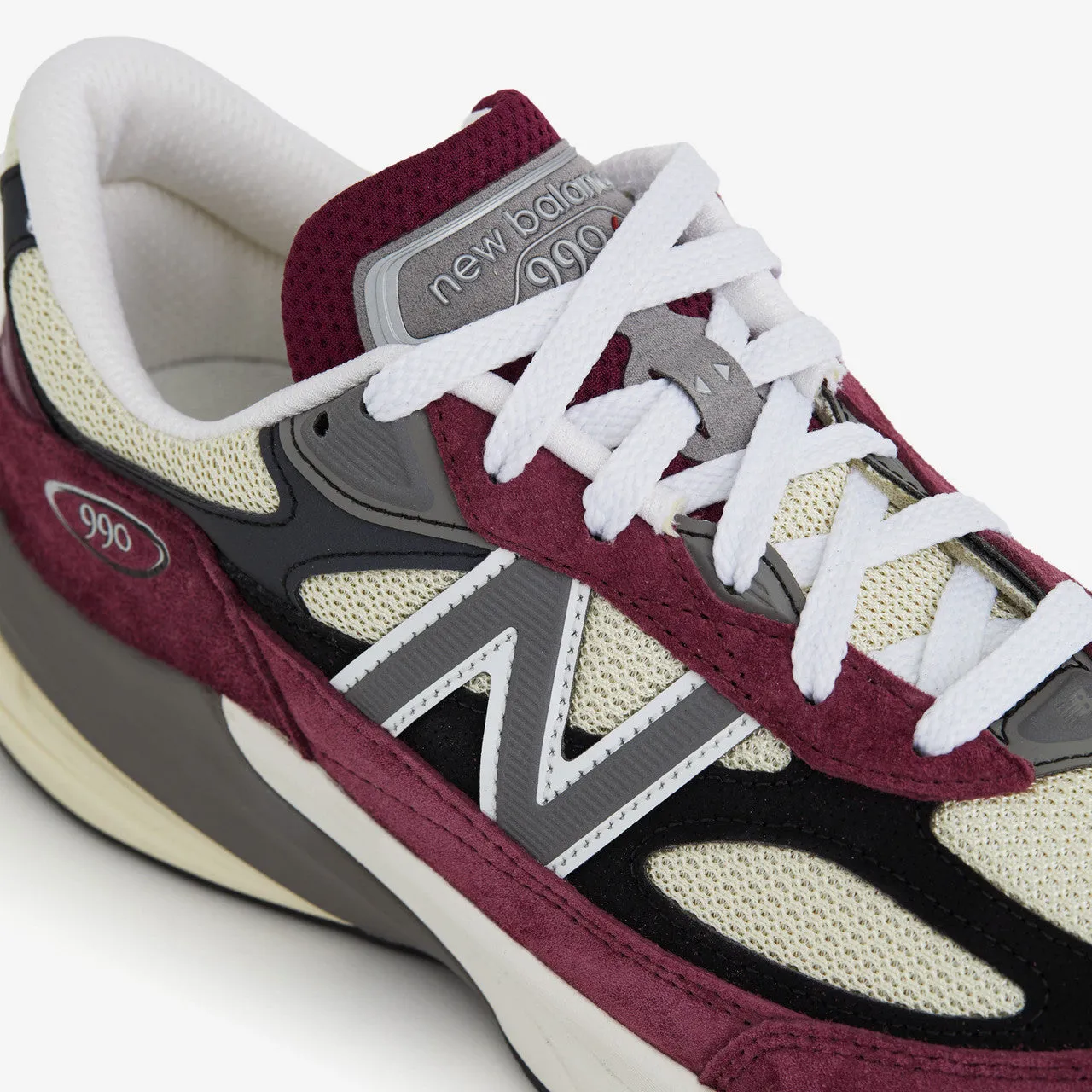 990v6 Ultra Cushion PUMidsole