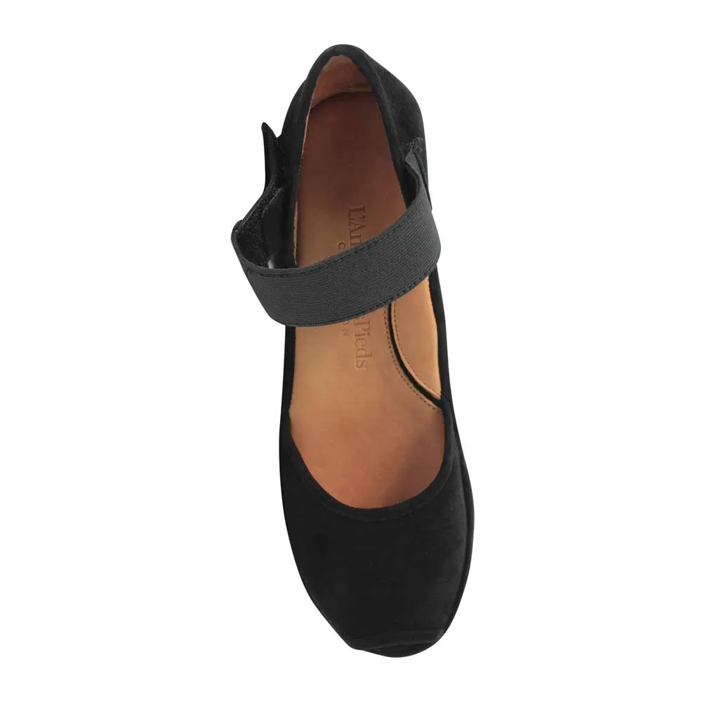 Special Day L'Amour Des Pieds Women's Amadour Black Suede