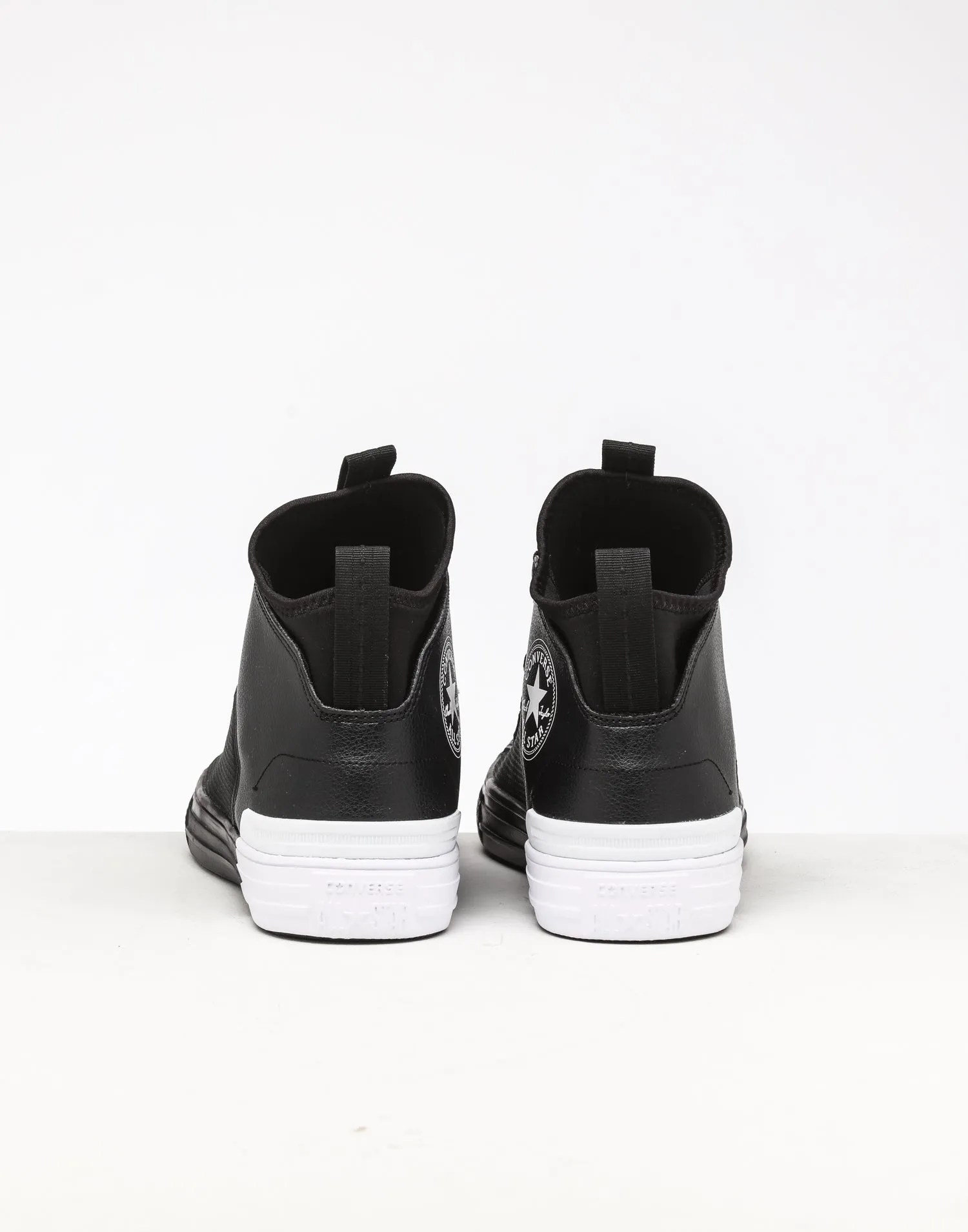 Converse Chuck Taylor All Star Ultra Black/White Tone Play Durable Build