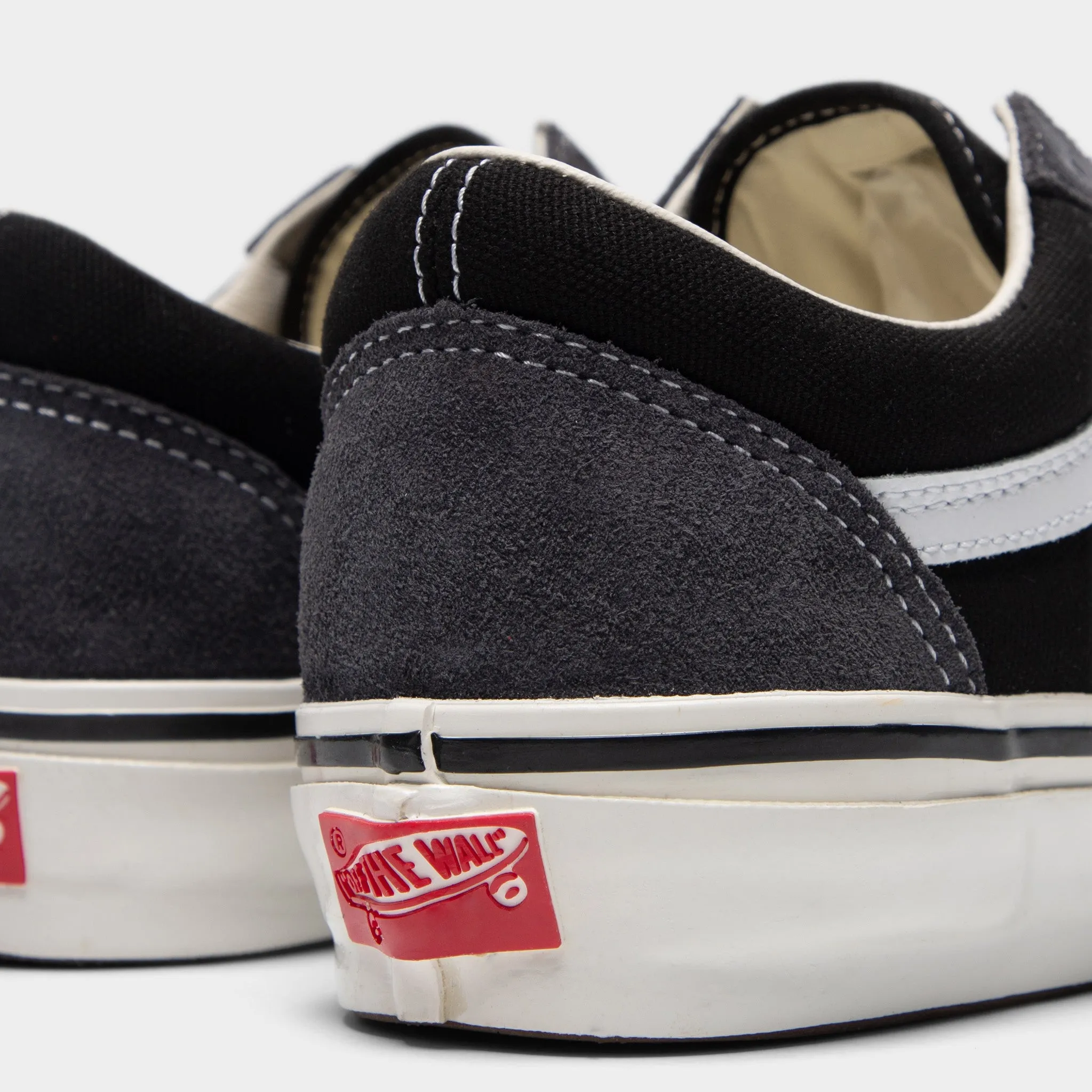 Autumn Cool Date night Vans LX Old Skool Suede Gray / Black