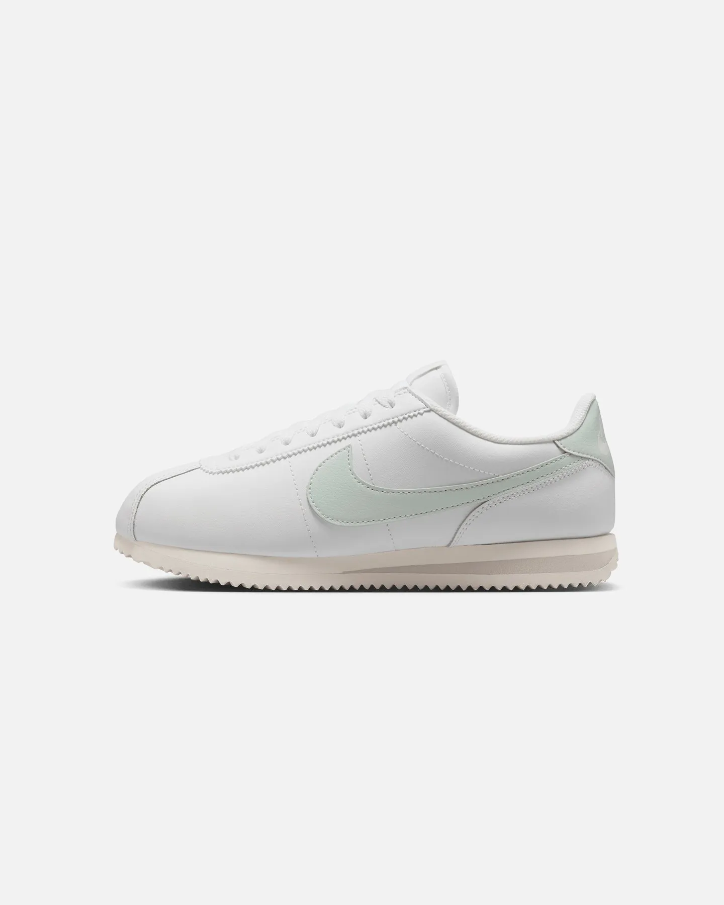 hikers - specific features men's shoes Nike Women's Cortez Summit White/Light Silver