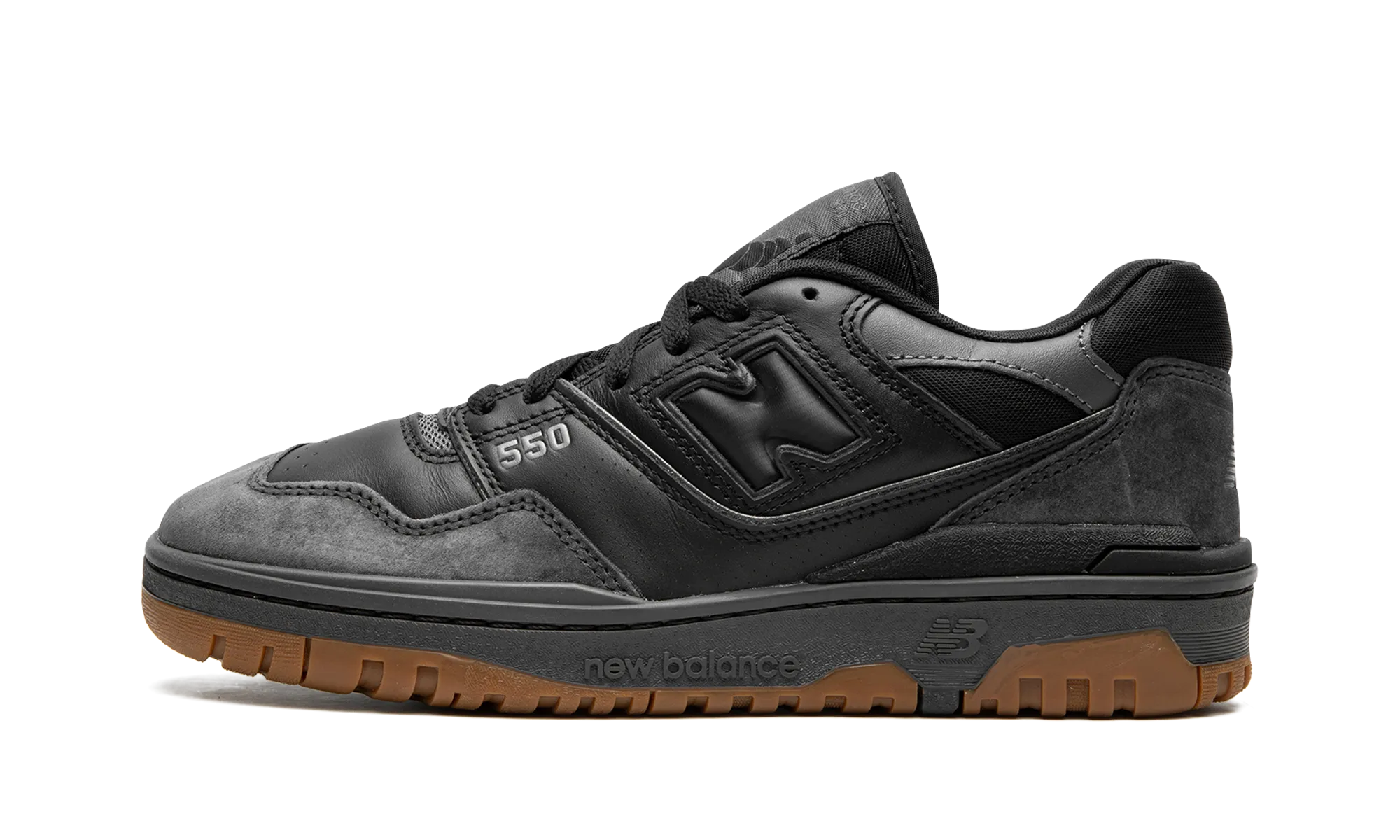 550 "Black/Gum" multi - sport shoes