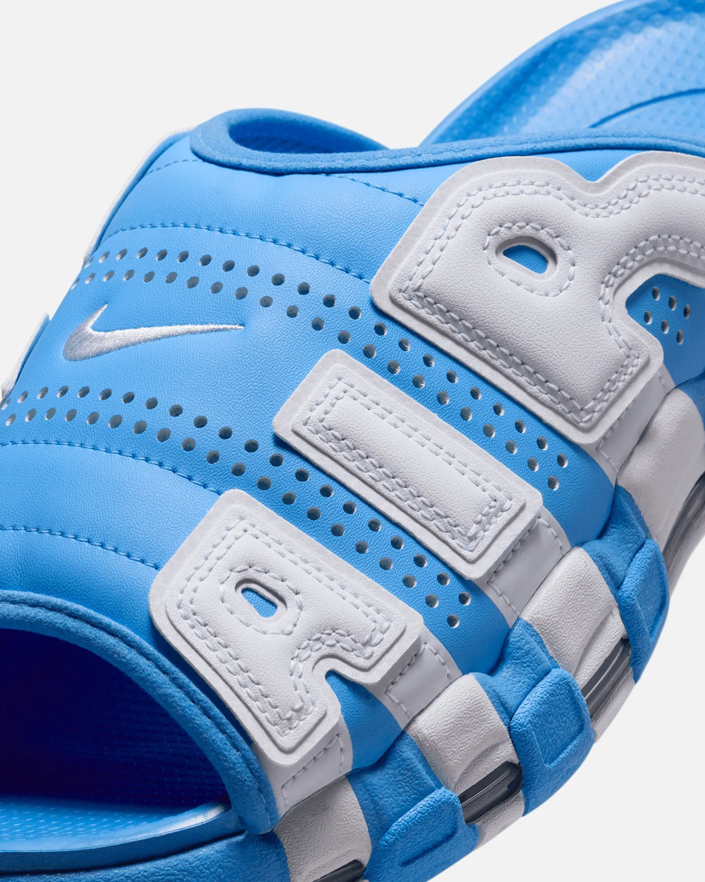 Nike Air More Uptempo Slides University Blue group walk